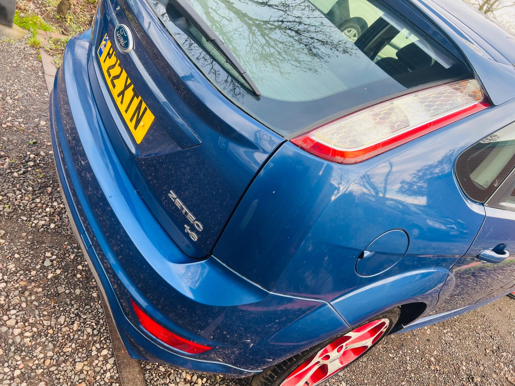 2009 Ford Focus image 36