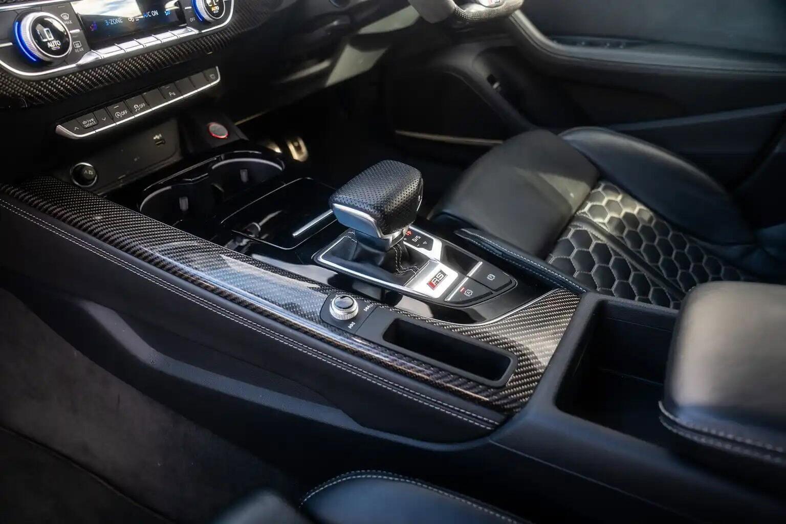 Audi RS4 Avant view 41