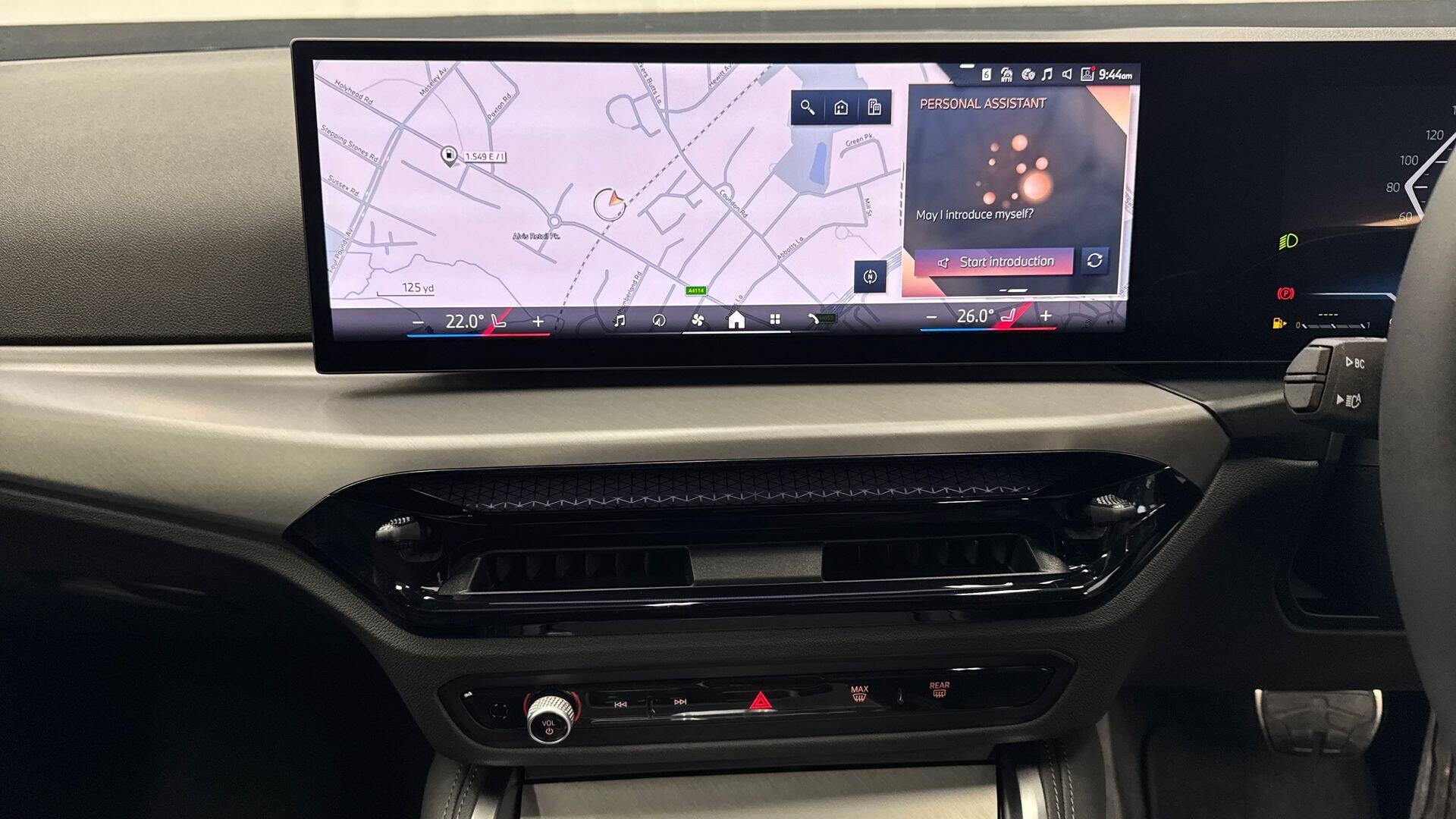 BMW 2 Series view 8