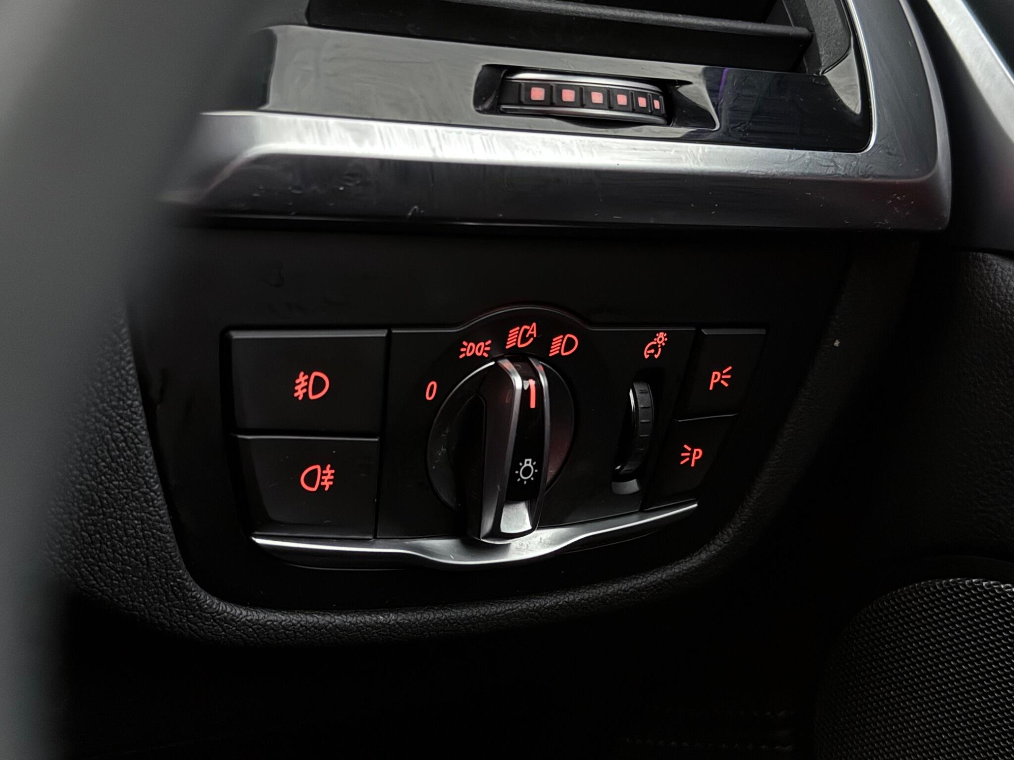 BMW X3 view 16
