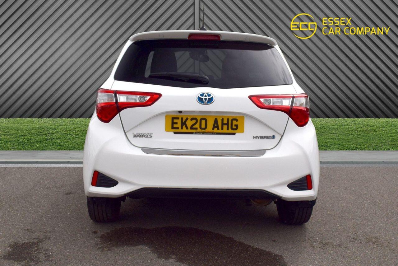 Toyota Yaris view 11