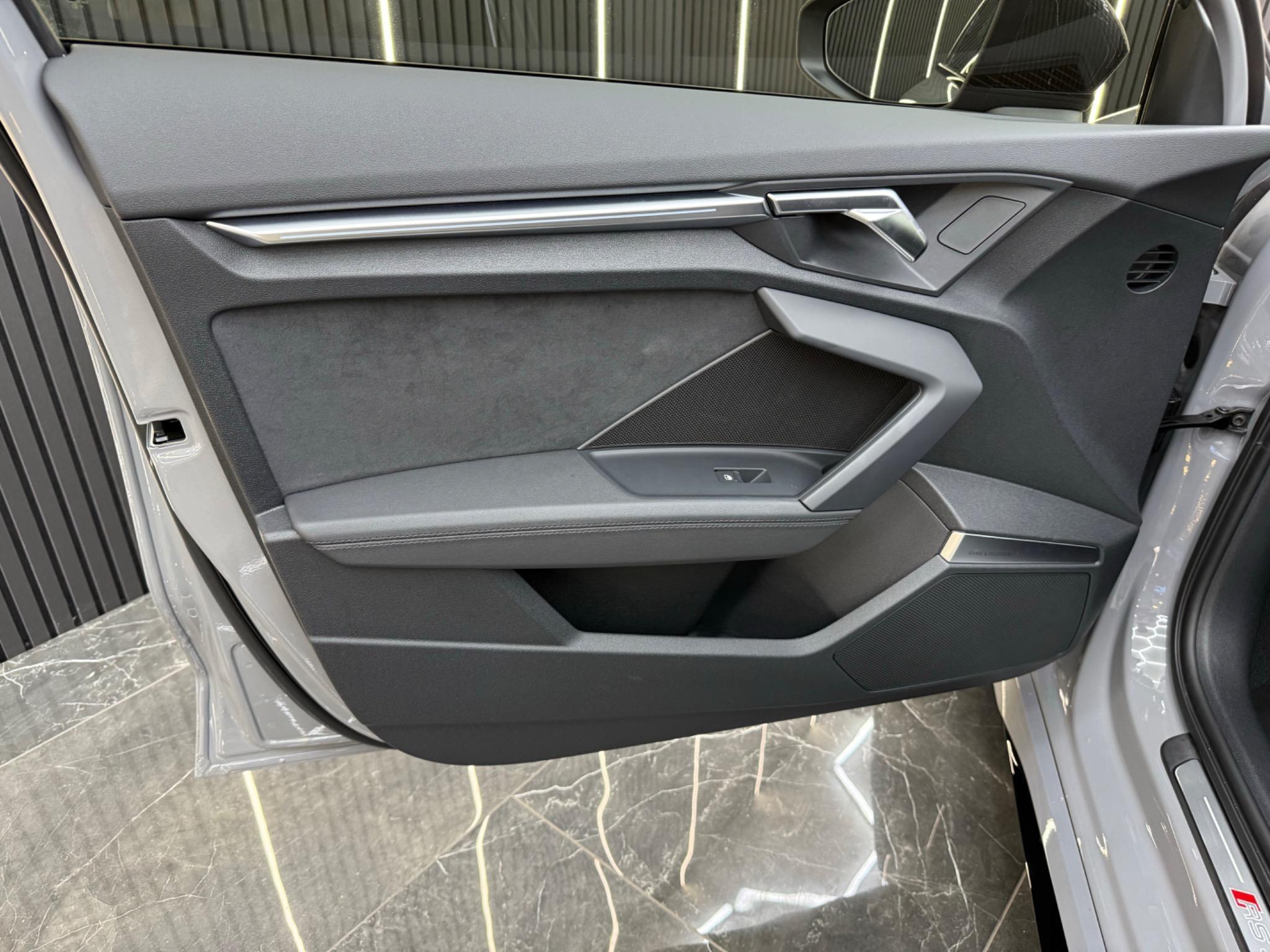 Audi RS3 view 35