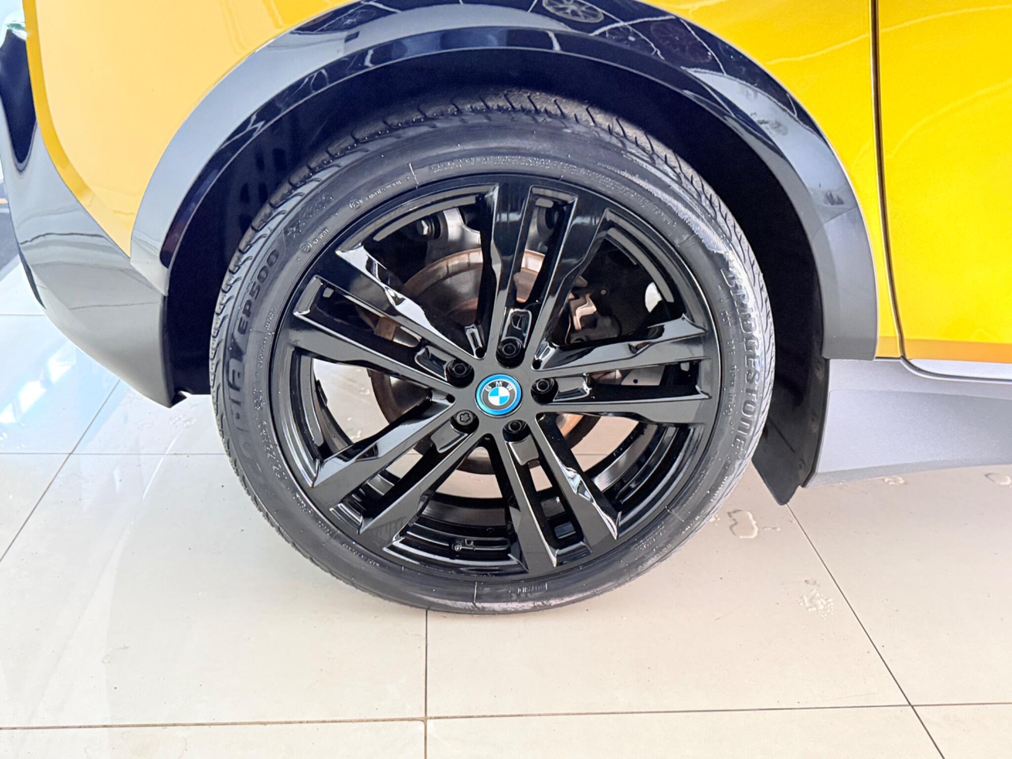BMW I3 view 25