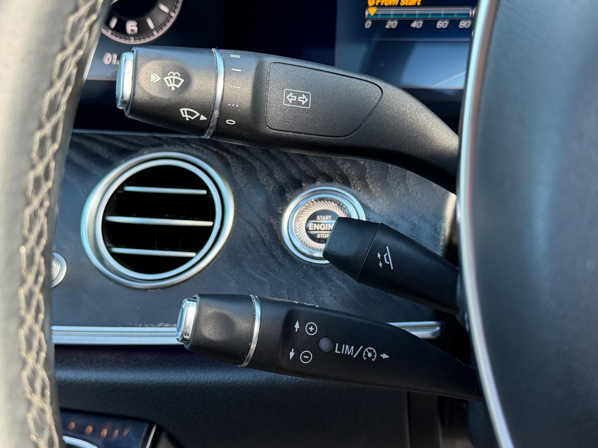 Mercedes-Benz E-Class view 53