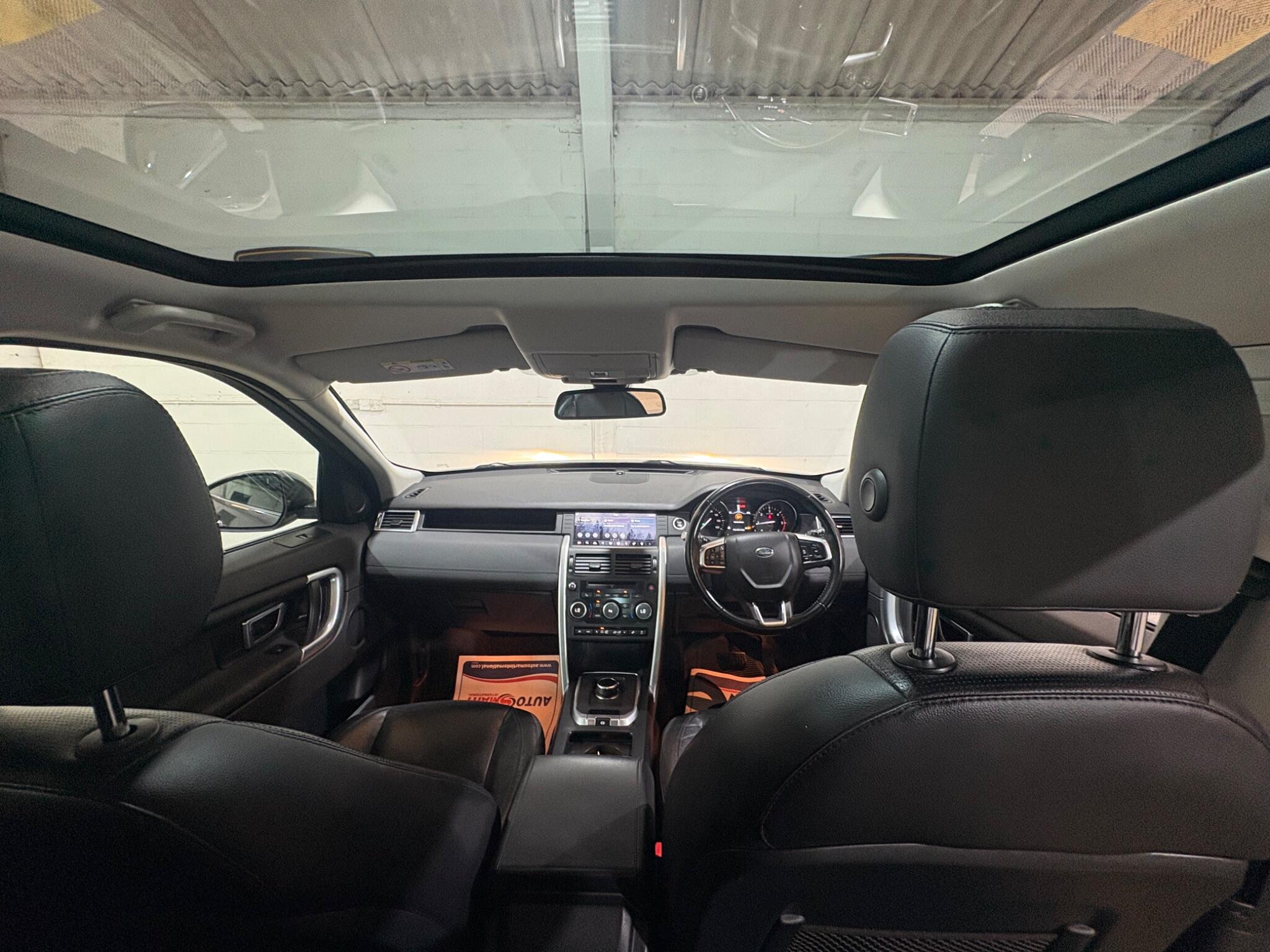Land Rover Discovery Sport view 20