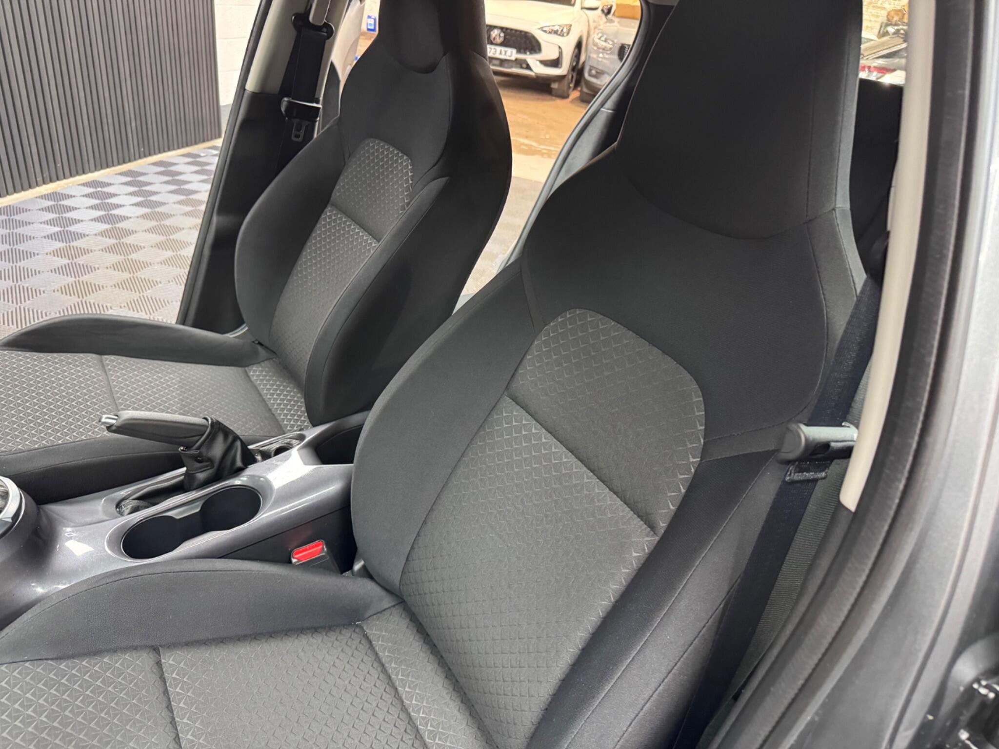 Nissan Juke view 50