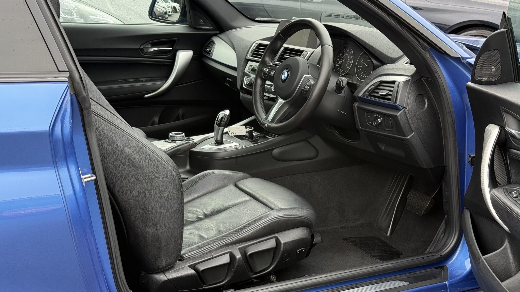 BMW 2 Series view 21