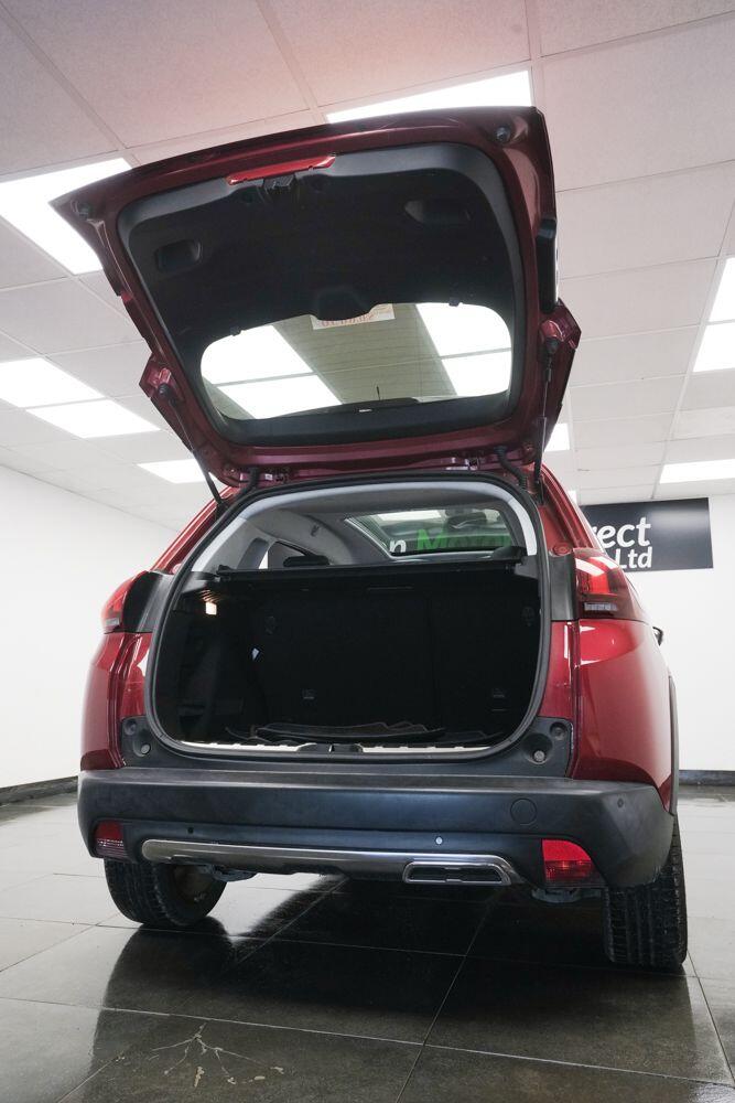 Peugeot 2008 view 7