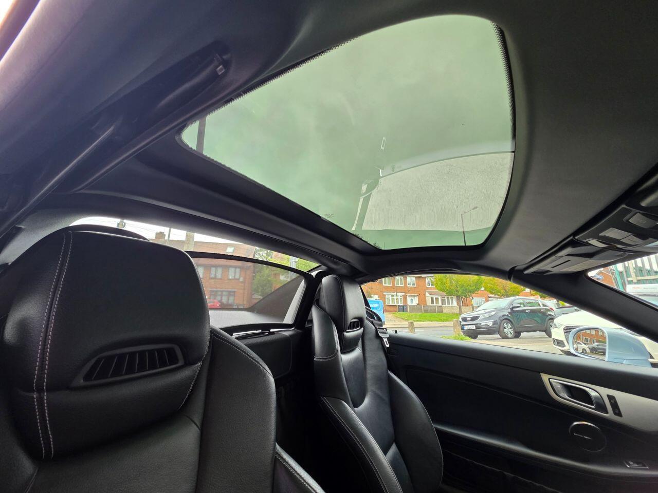 Mercedes-Benz SLK view 9