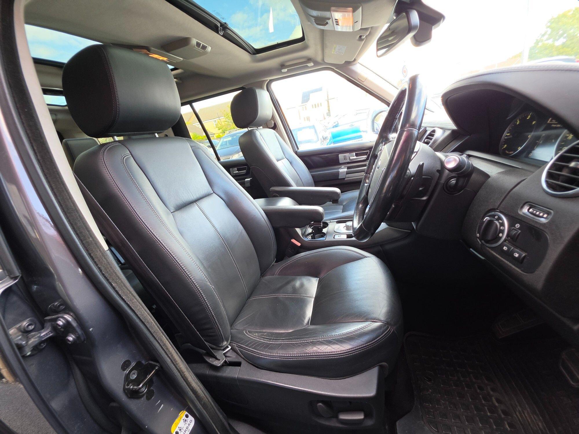 Land Rover Discovery view 57