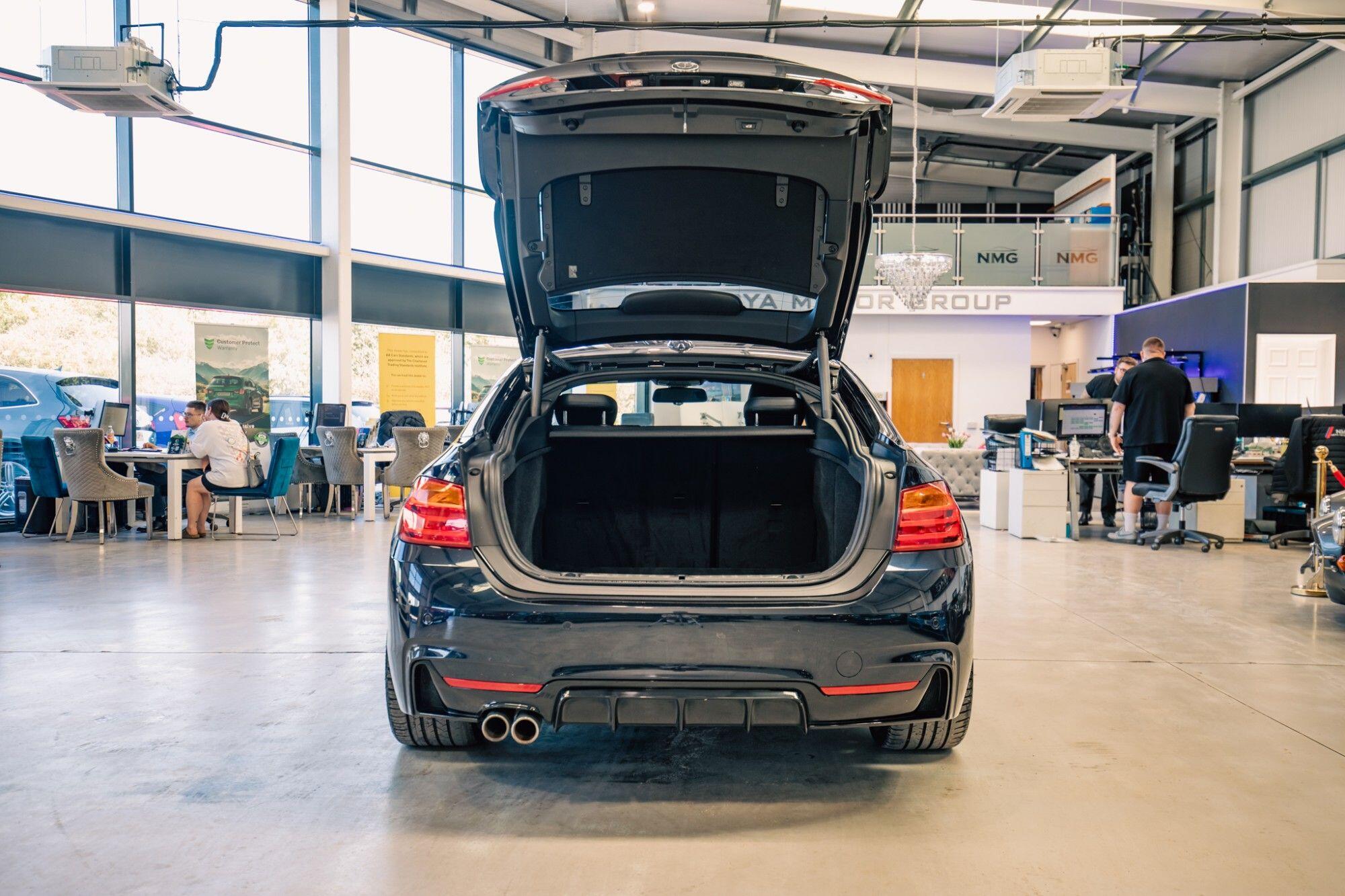 BMW 4 Series view 31