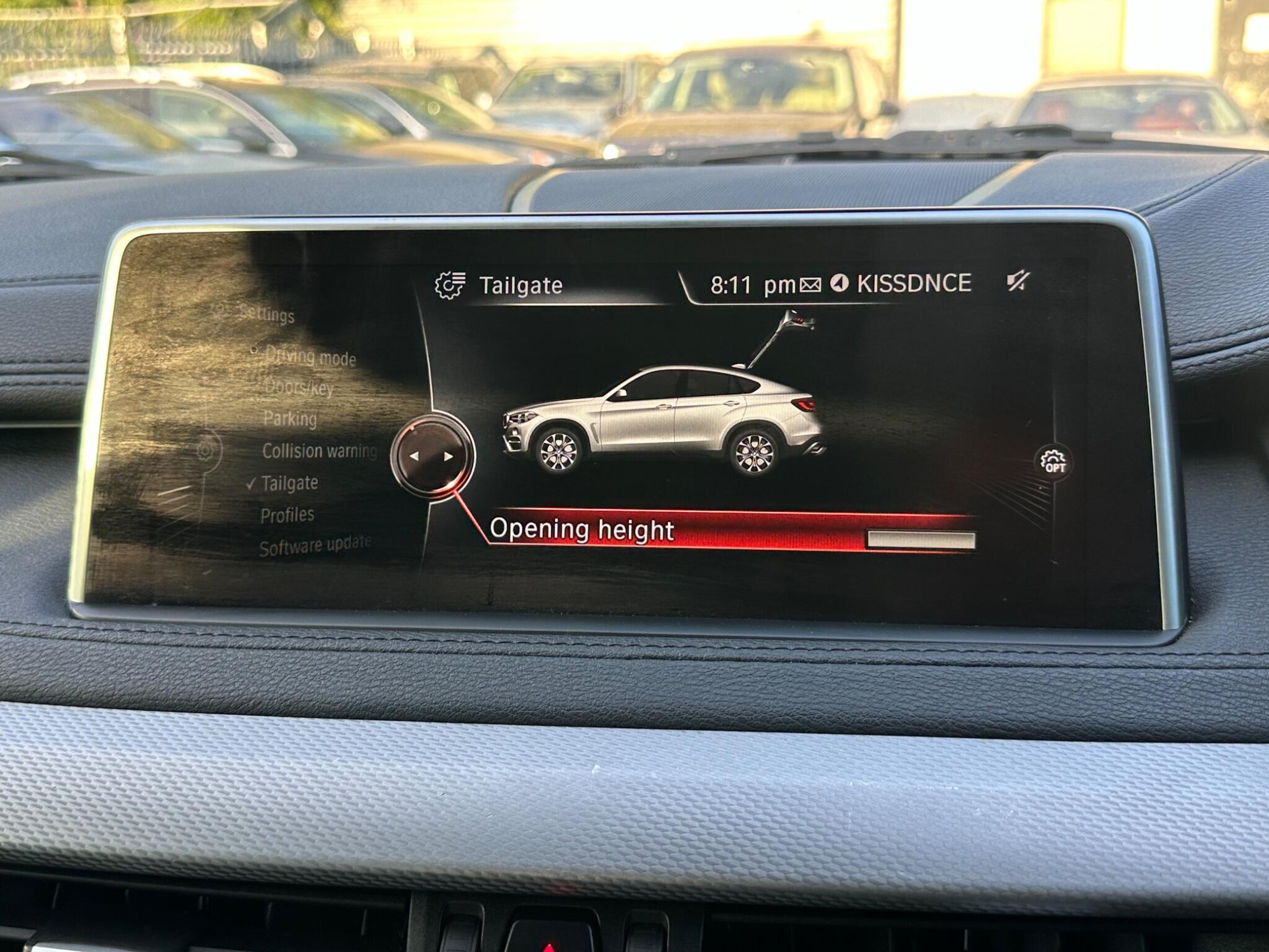 BMW X6 view 53