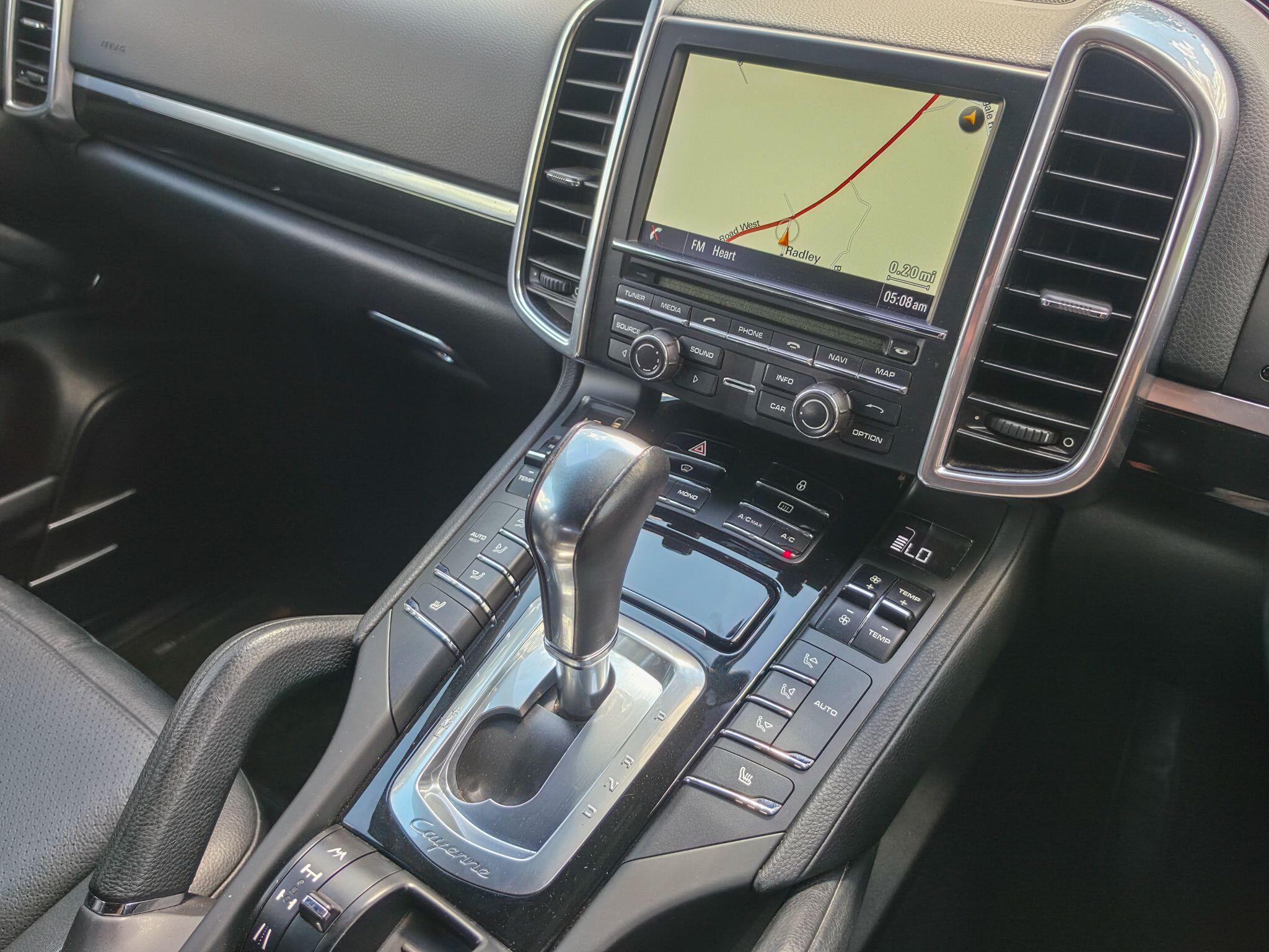 Porsche Cayenne view 6
