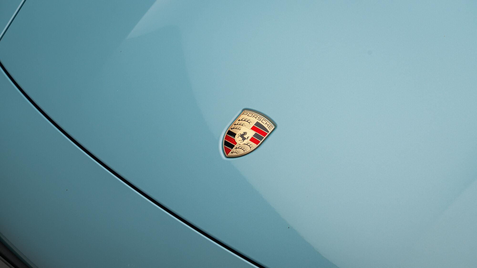 Porsche Taycan view 11