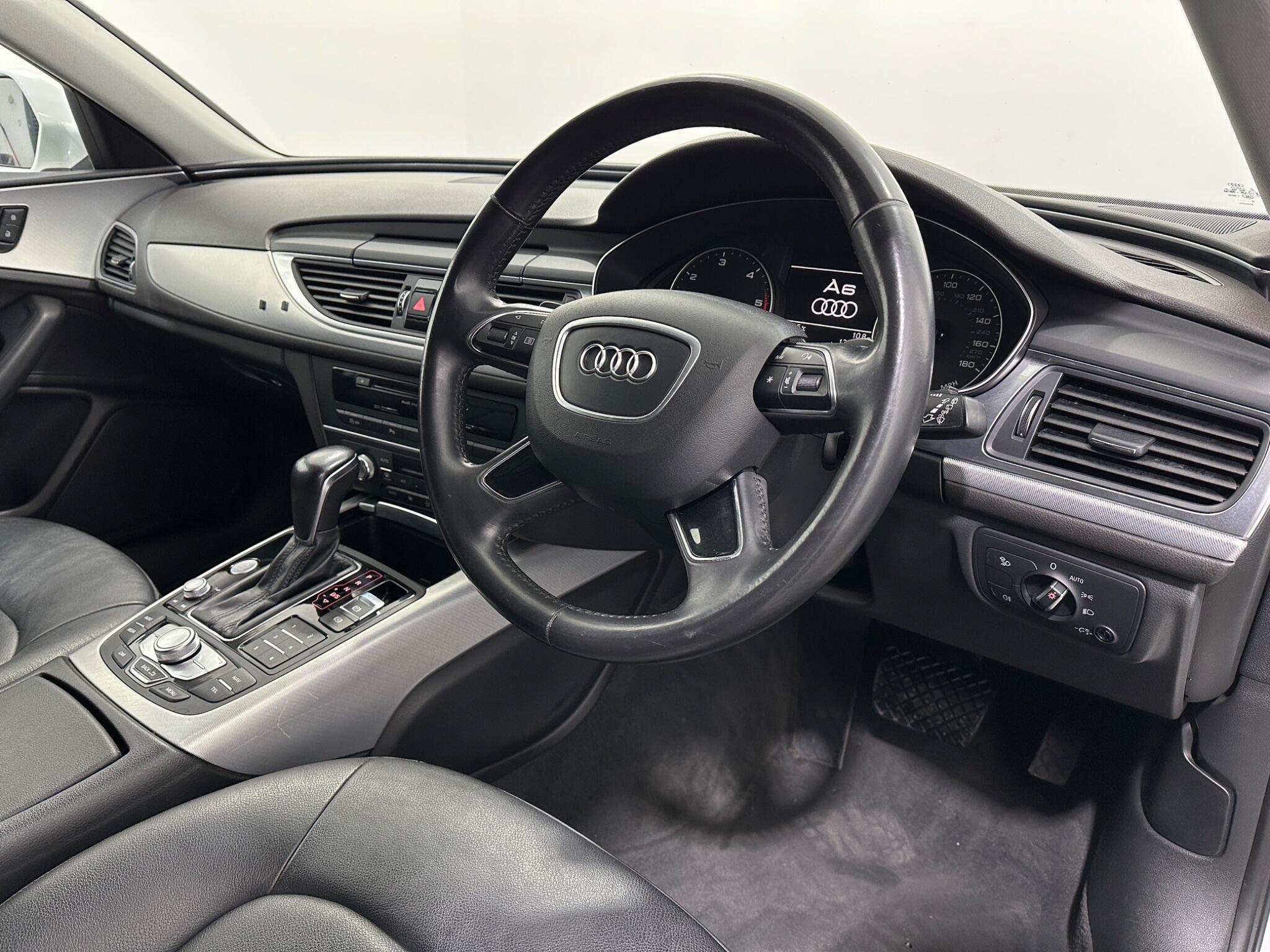 Audi A6 view 11