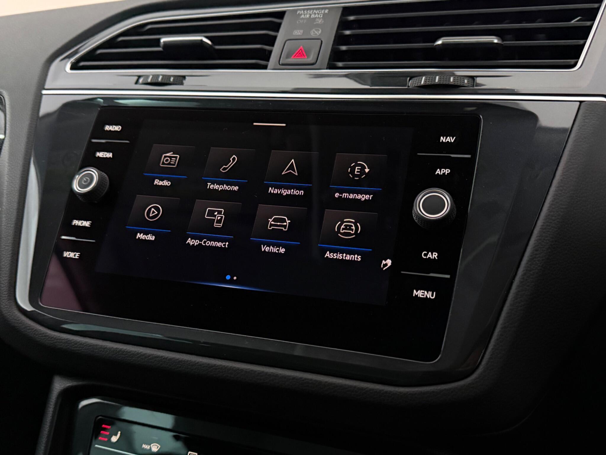 Volkswagen Tiguan view 27