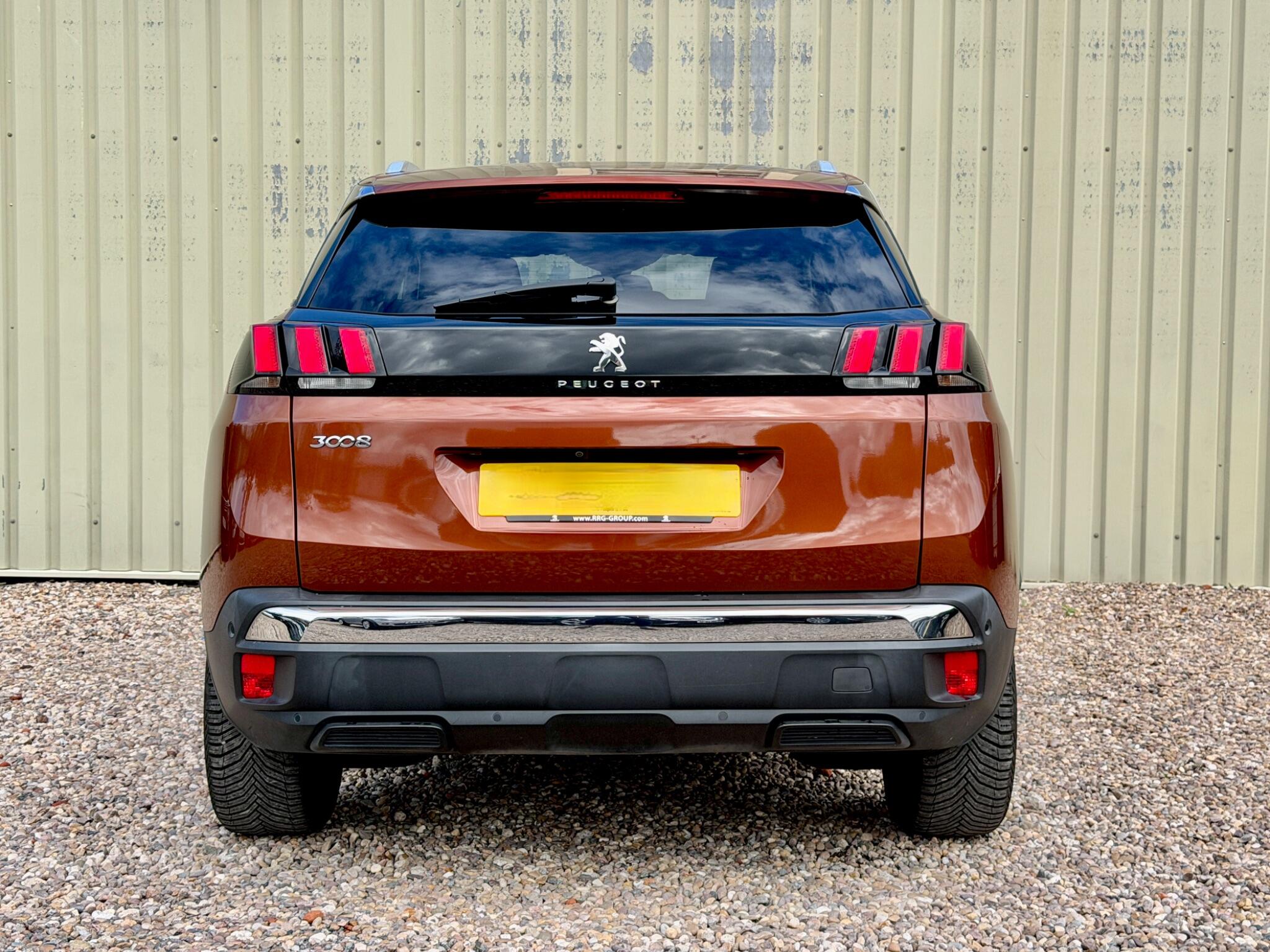 Peugeot 3008 view 7