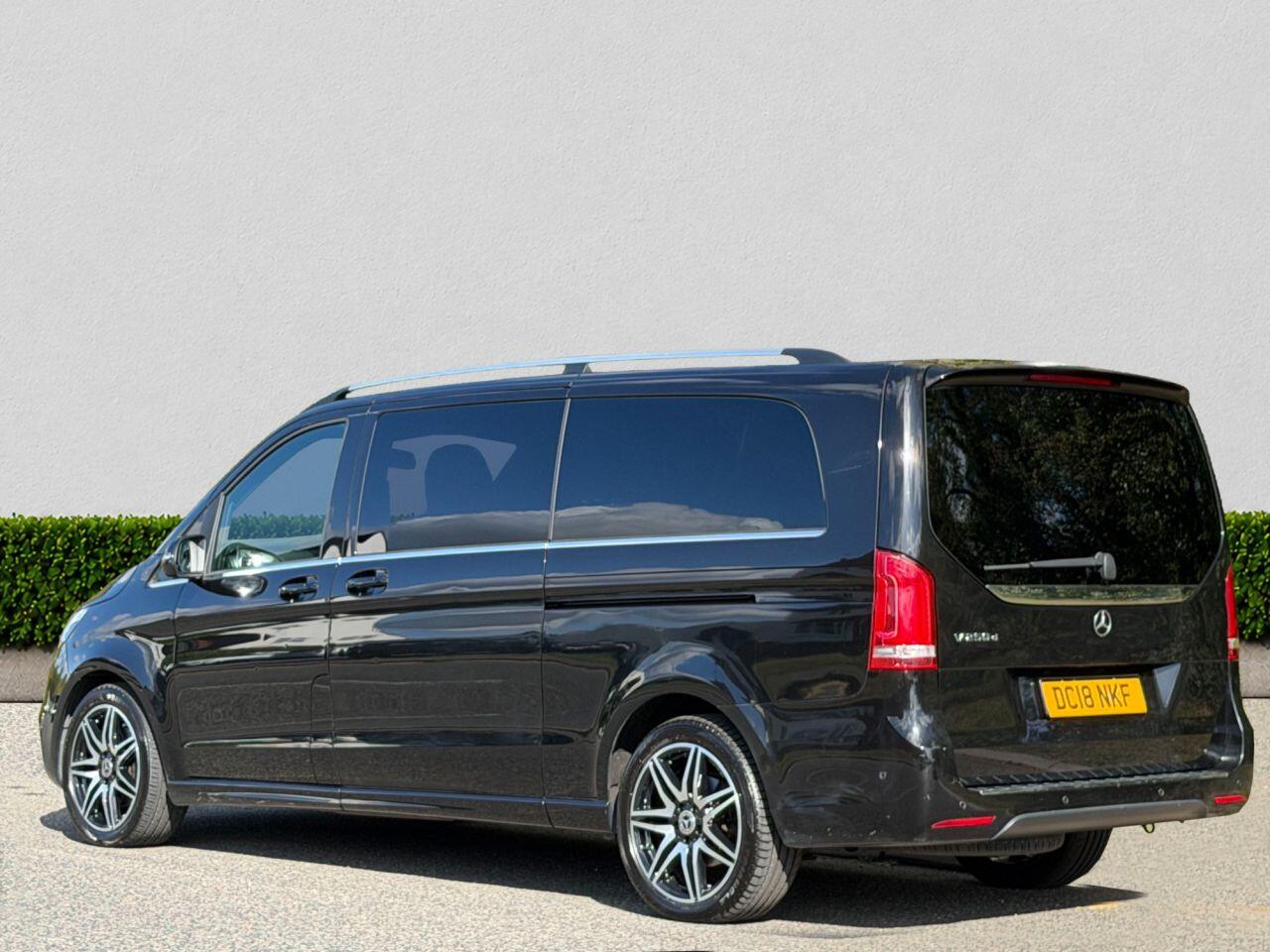 Mercedes-Benz V-Class view 5