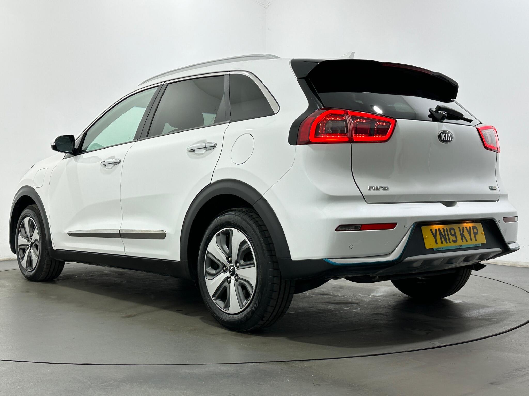 Kia Niro view 48