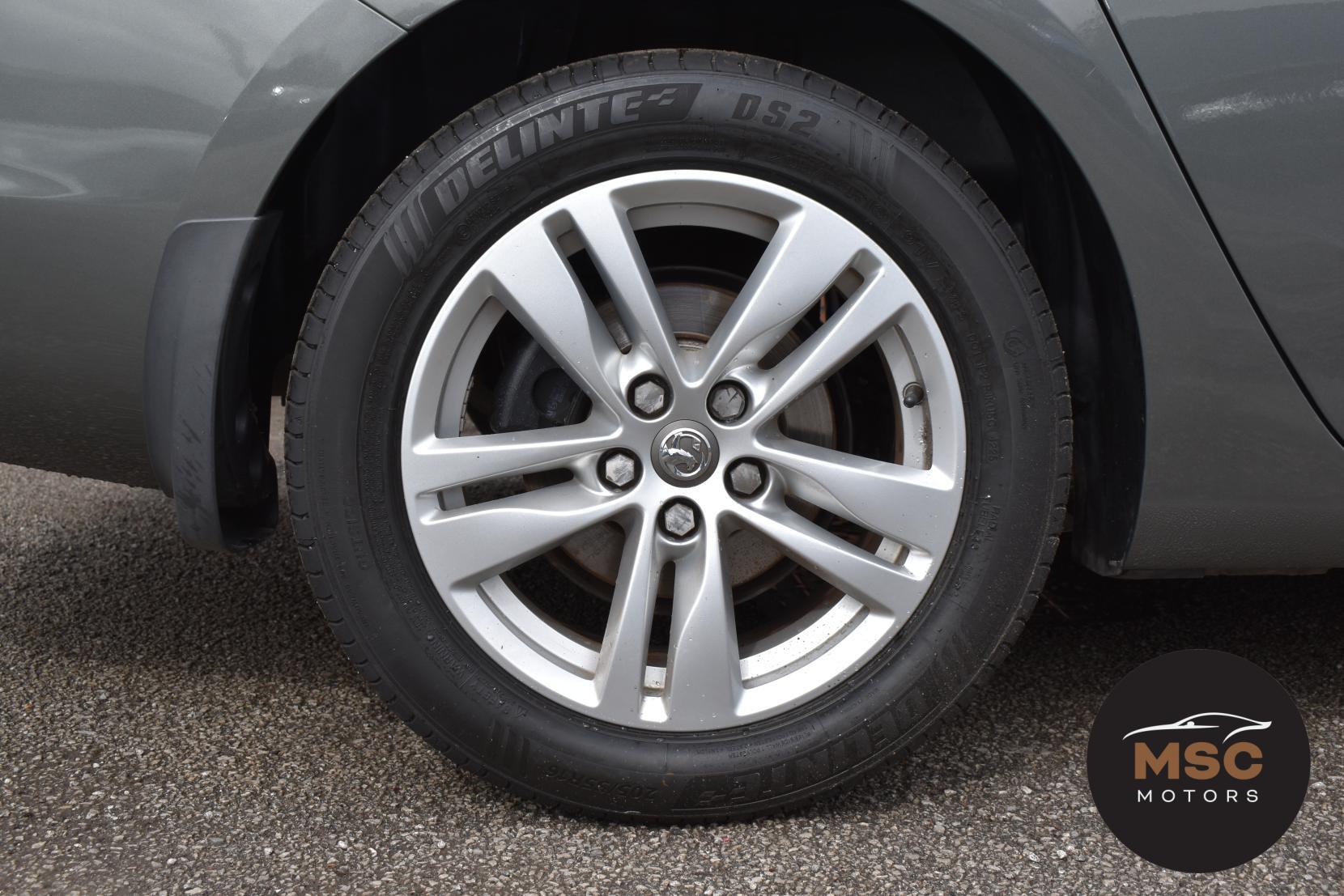 Vauxhall Astra view 26