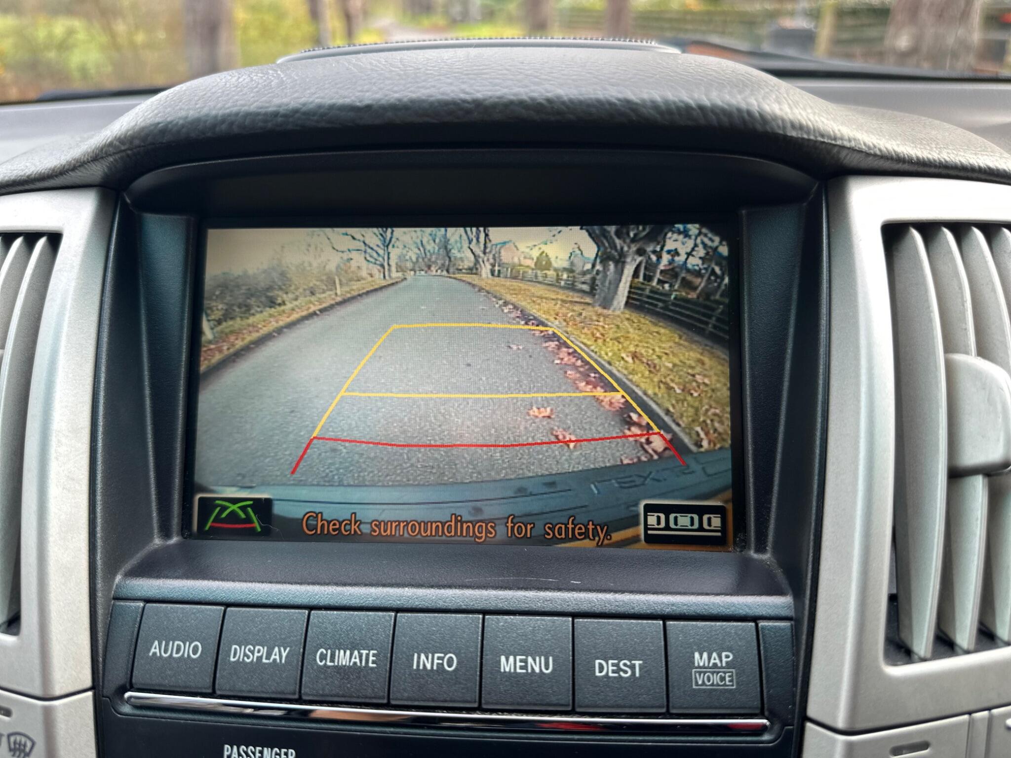 2009 Lexus RX image 26
