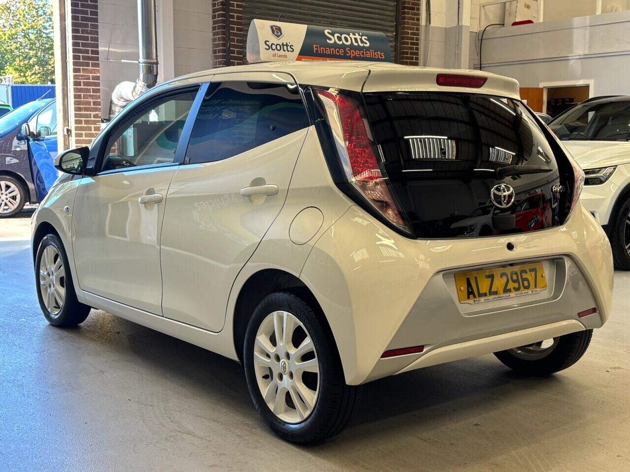Toyota Aygo view 7