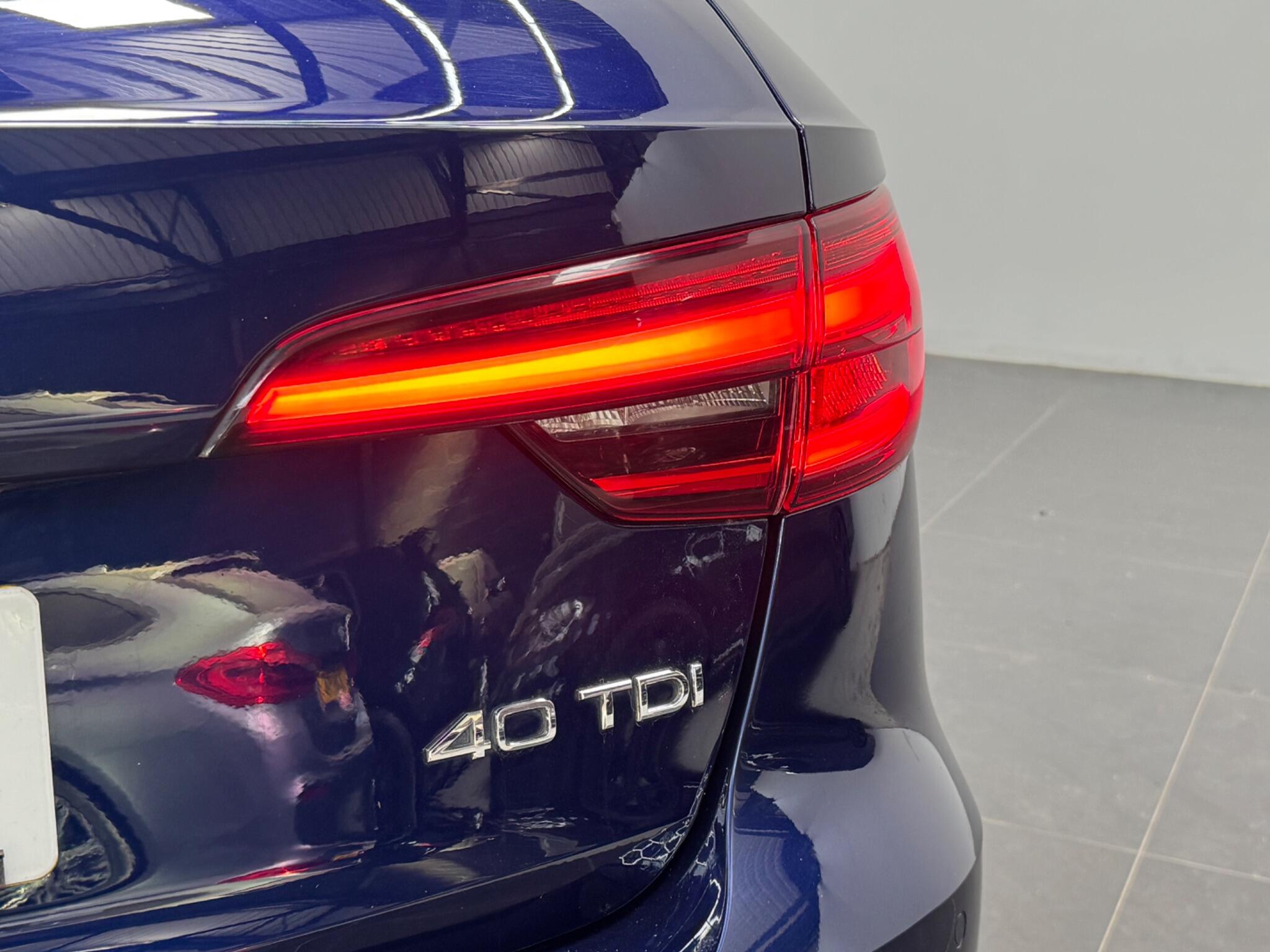Audi A4 view 19