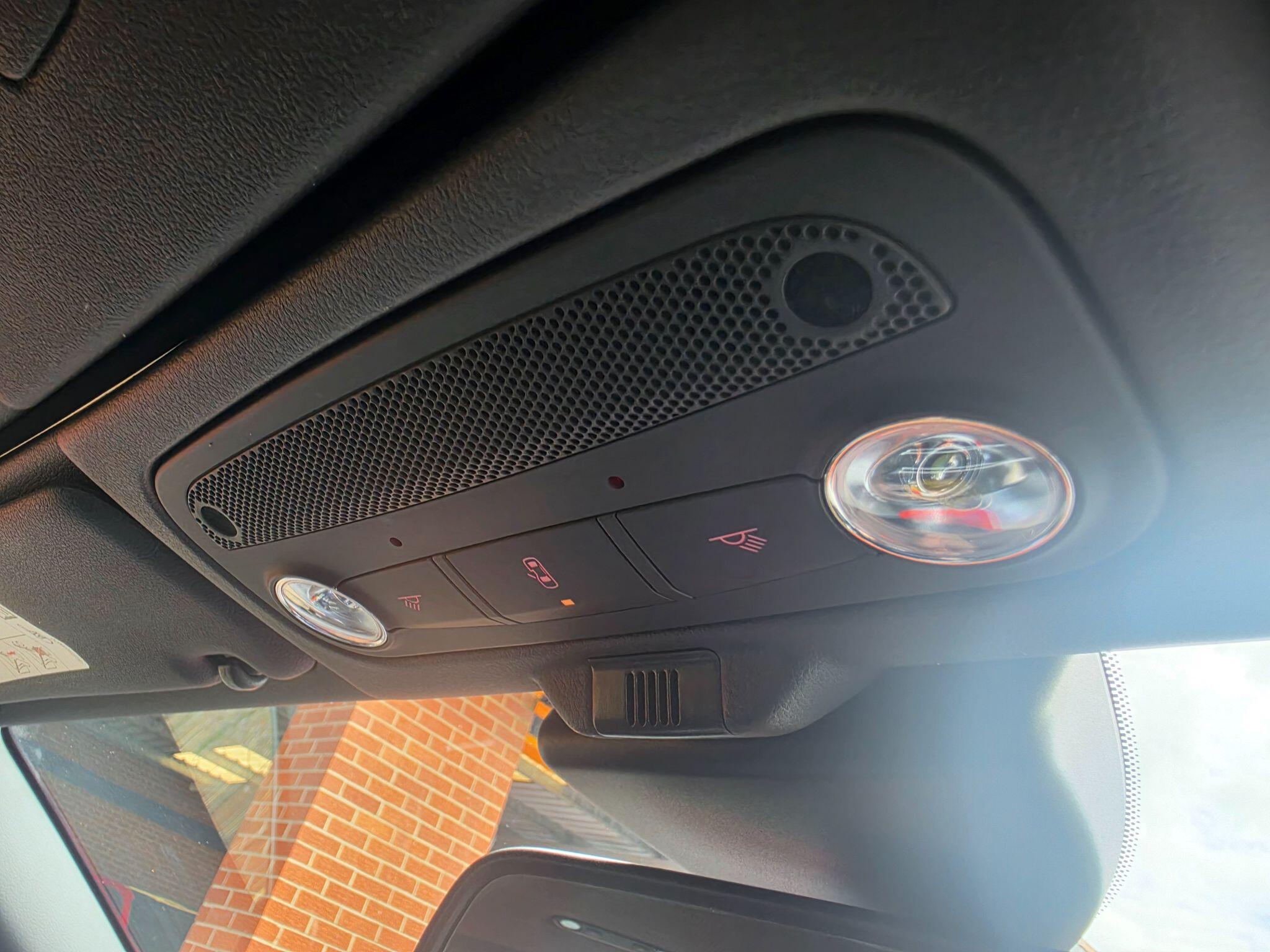 Audi A5 Cabriolet view 32