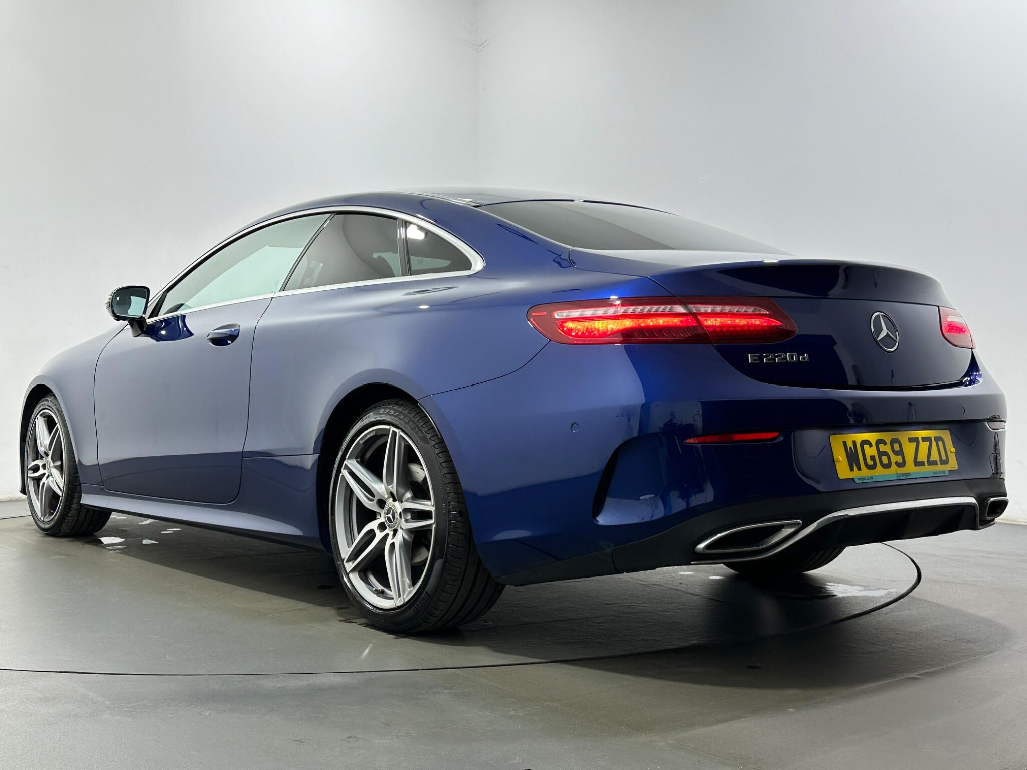 Mercedes-Benz E-Class view 45