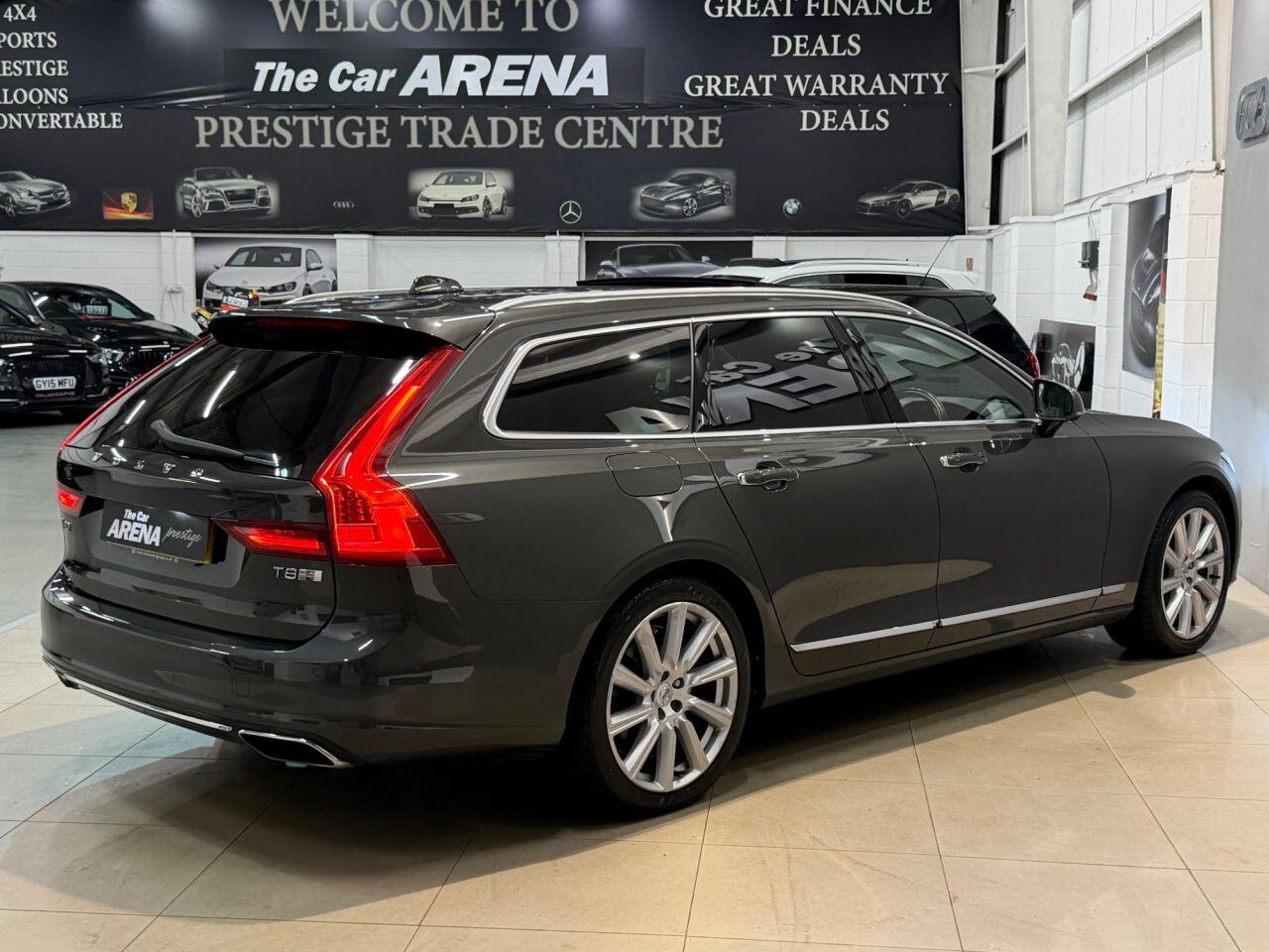 Volvo V90 view 5
