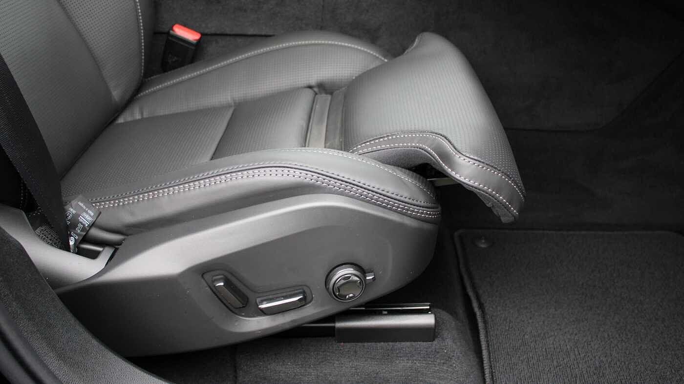 Volvo XC60 view 30