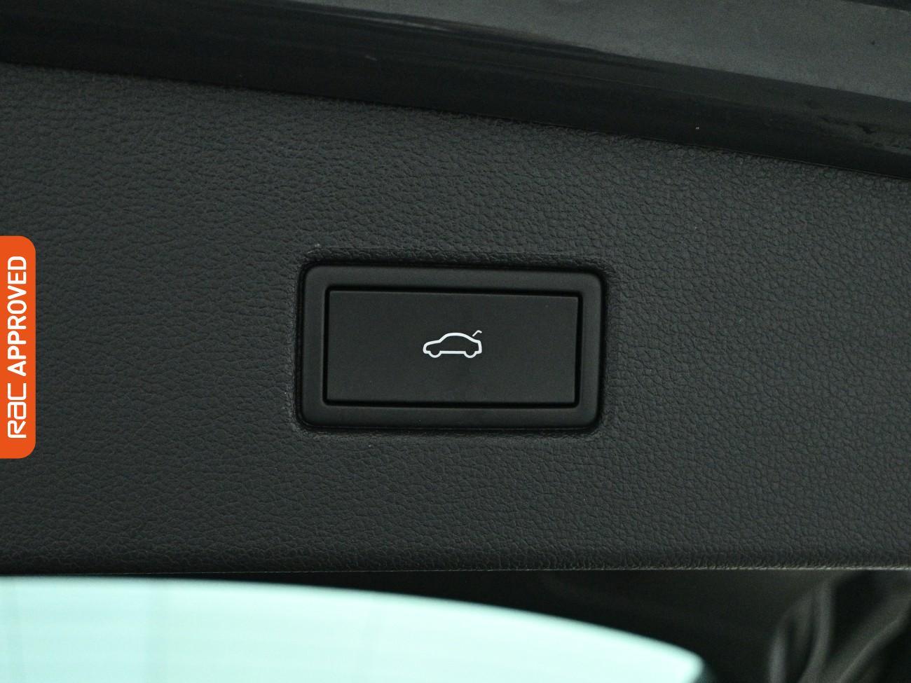 Volkswagen Tiguan view 28