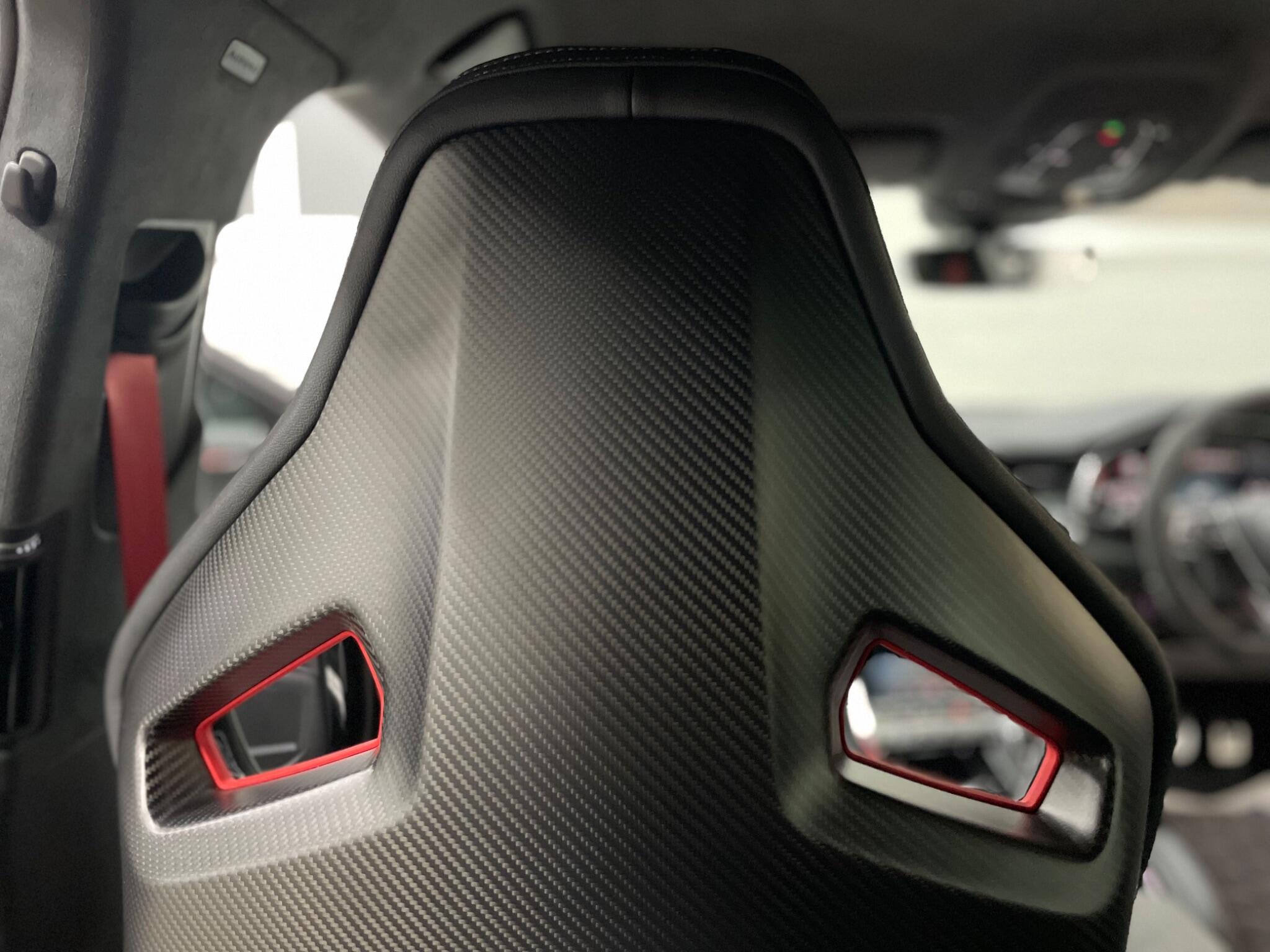 Audi RS6 view 32