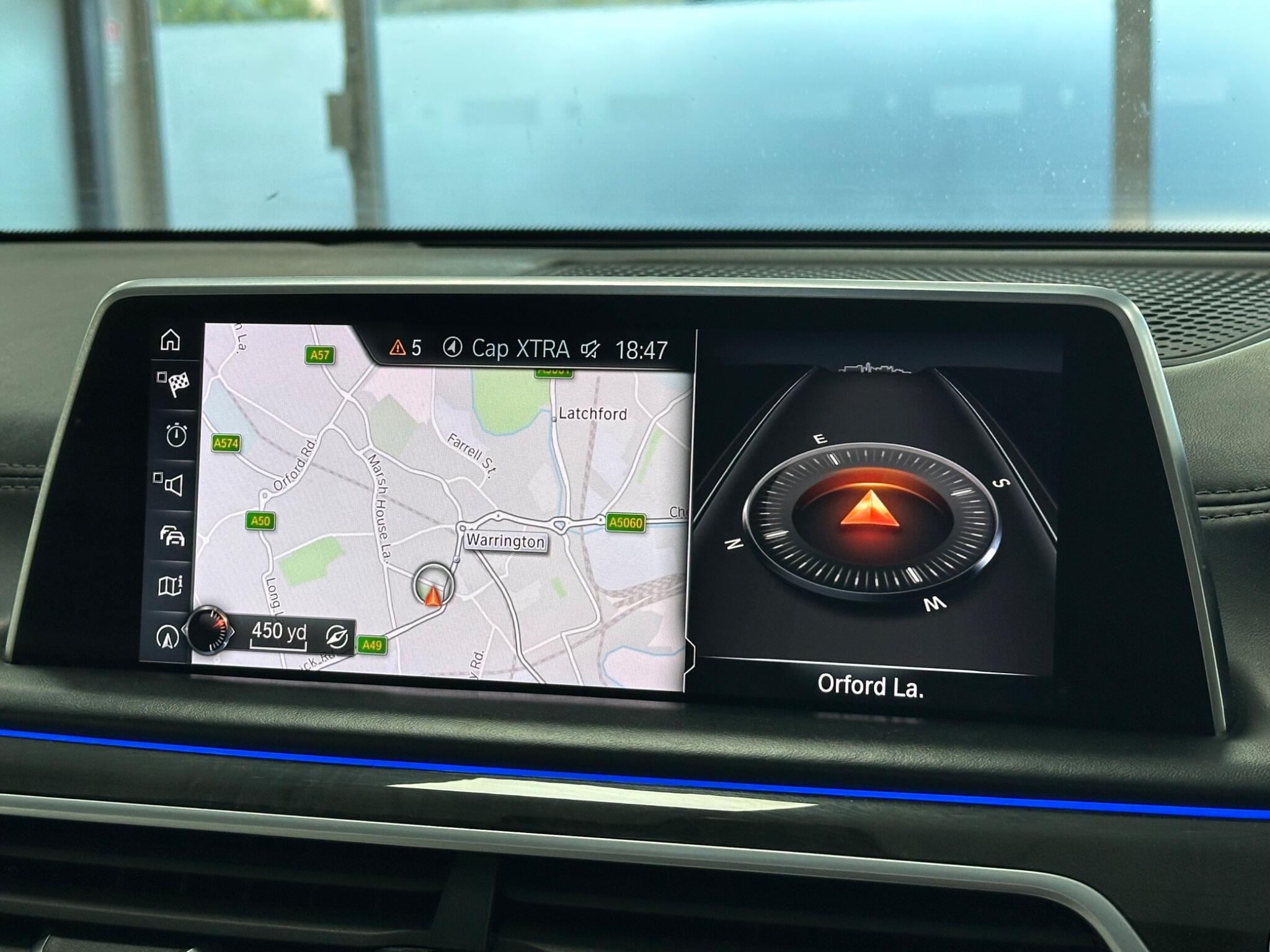 BMW 7 Series view 28