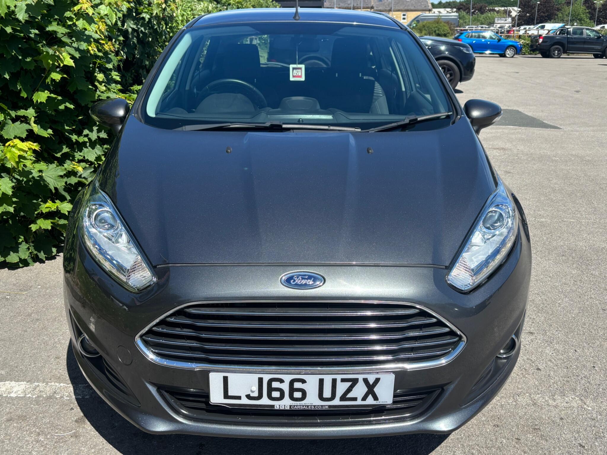 Ford Fiesta view 2