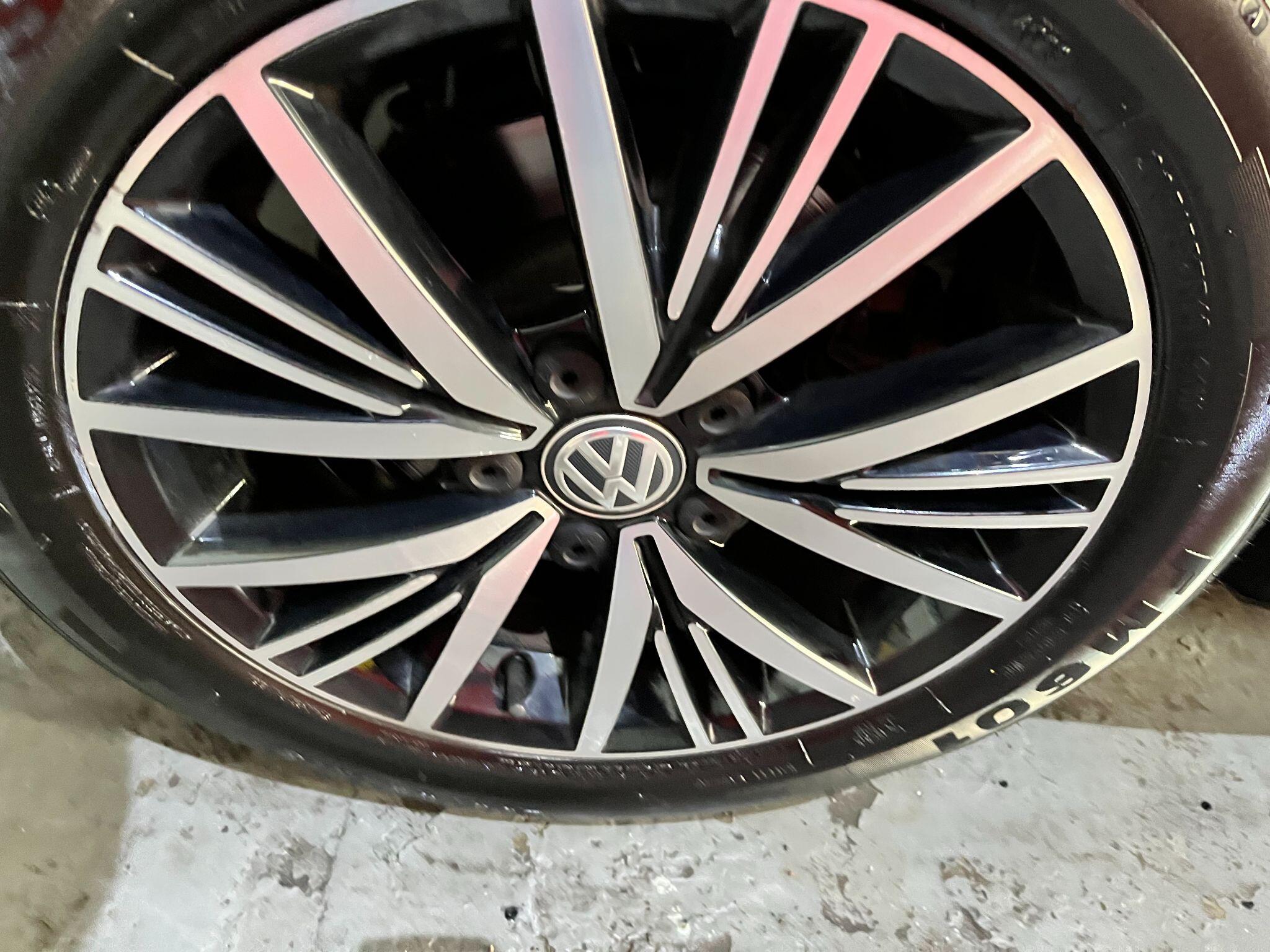 Volkswagen Golf view 51