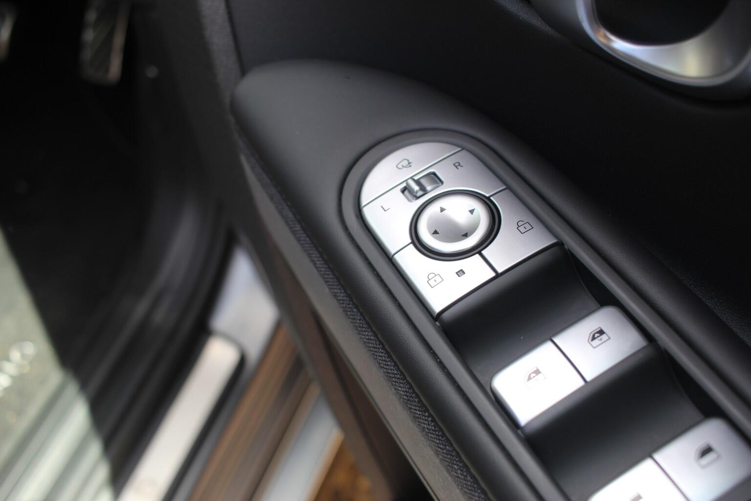 Hyundai IONIQ 5 view 41