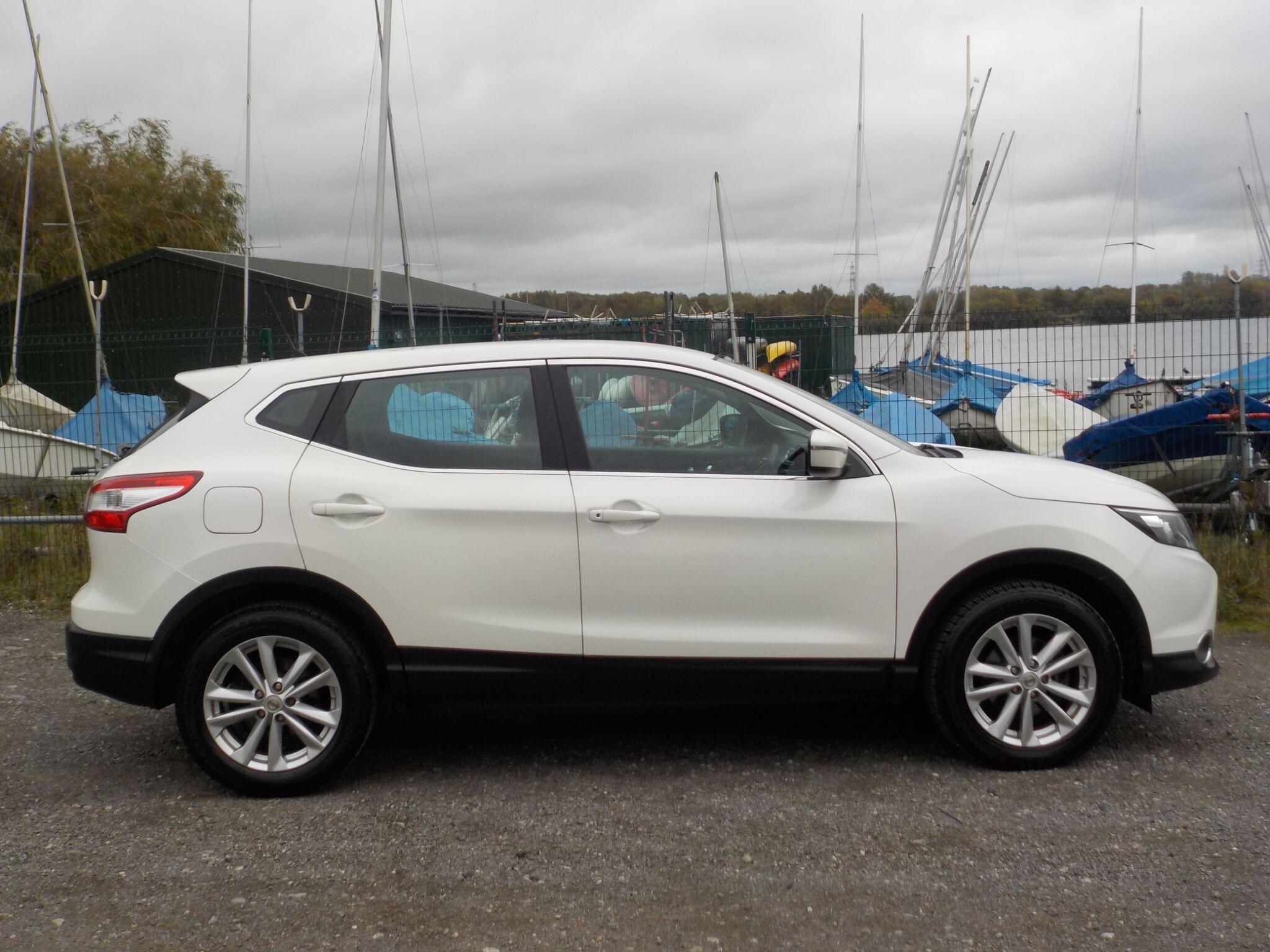 Nissan Qashqai 1.5 dCi Acenta 2WD Euro 5 (s/s) 5dr