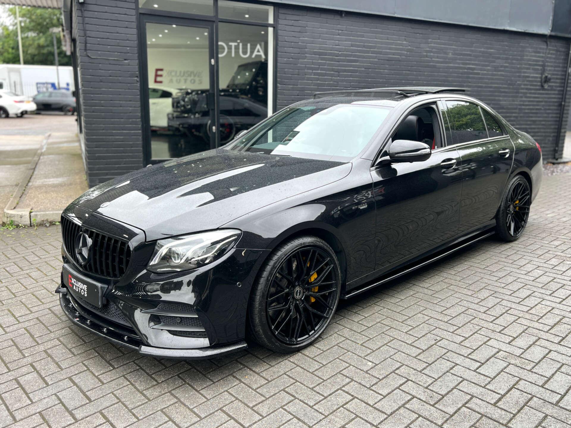 Mercedes-Benz E Class view 28
