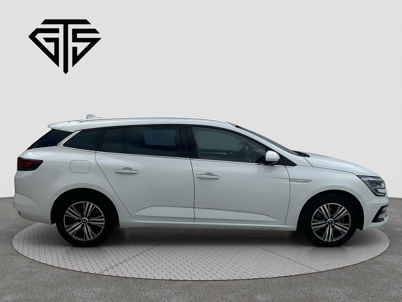 Renault Megane view 2
