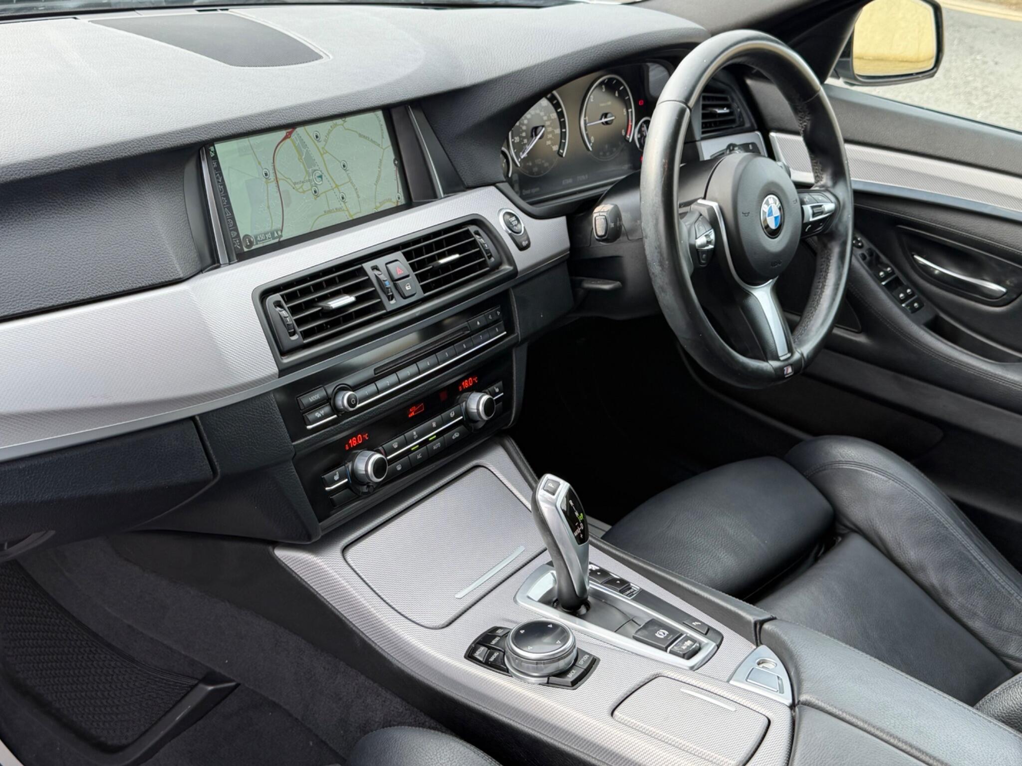 BMW 5 Series view 15