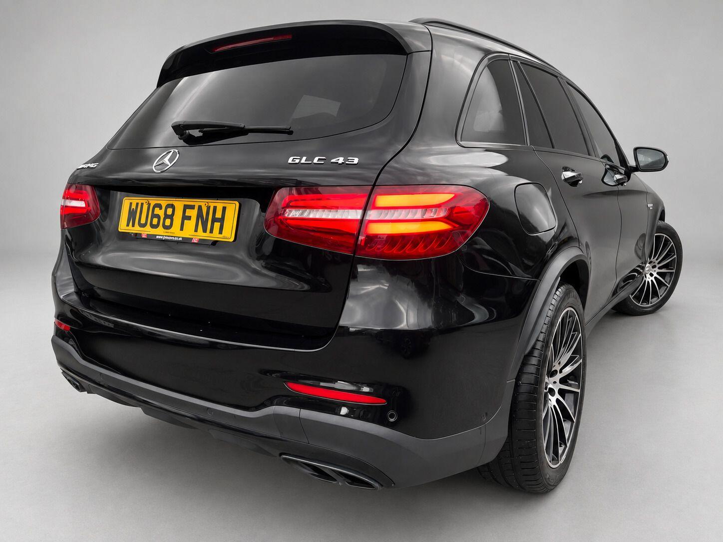 Mercedes-Benz GLC view 14