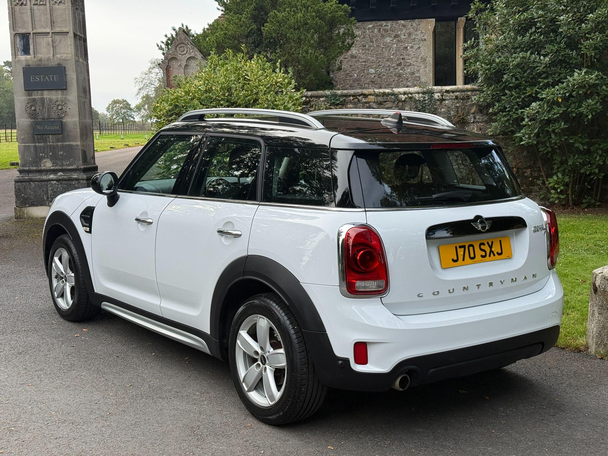 Mini Countryman view 11