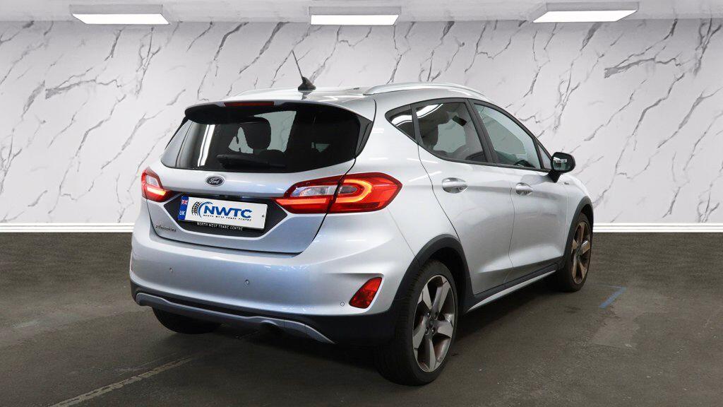 Ford Fiesta view 7