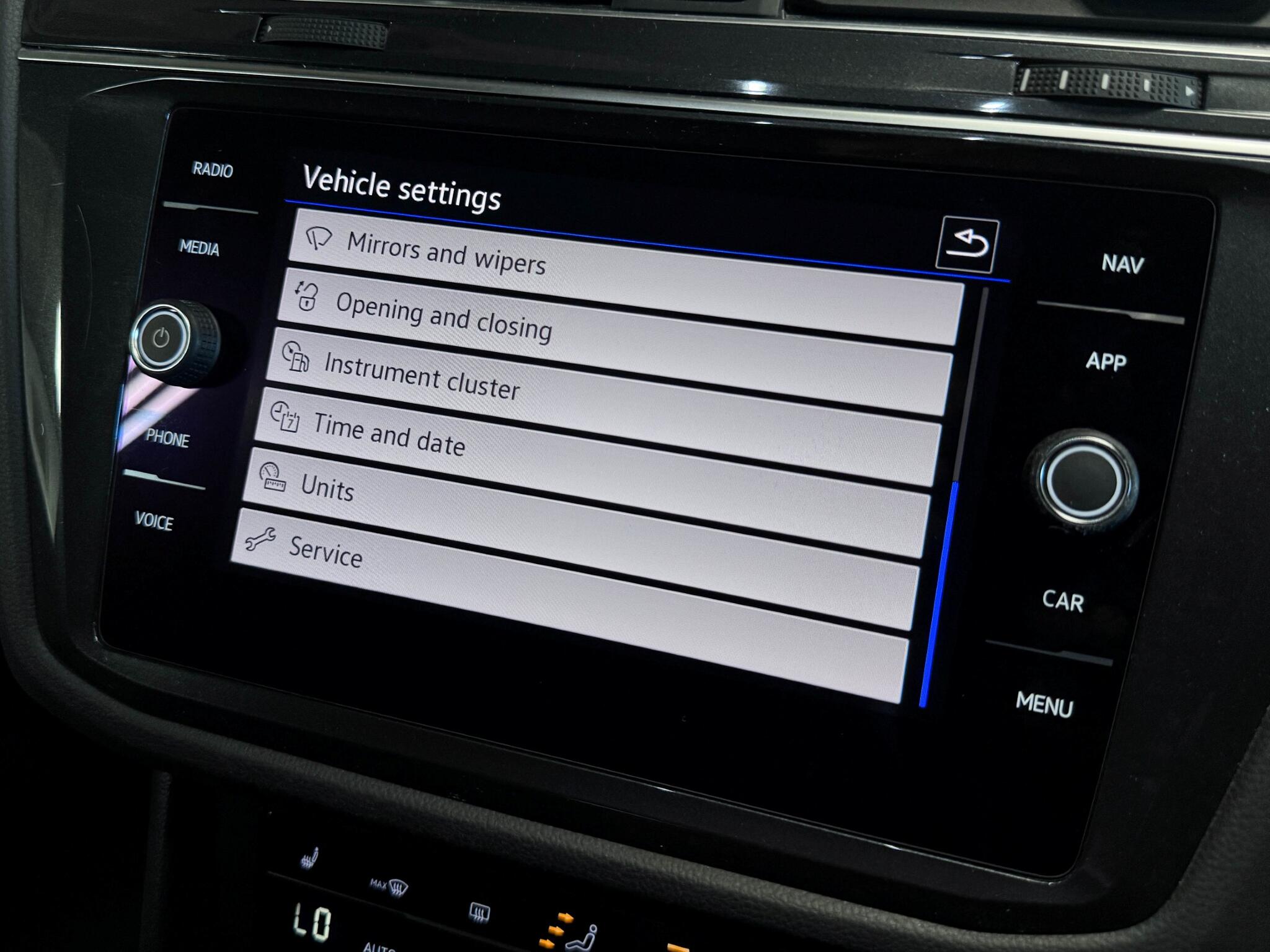Volkswagen Tiguan view 49