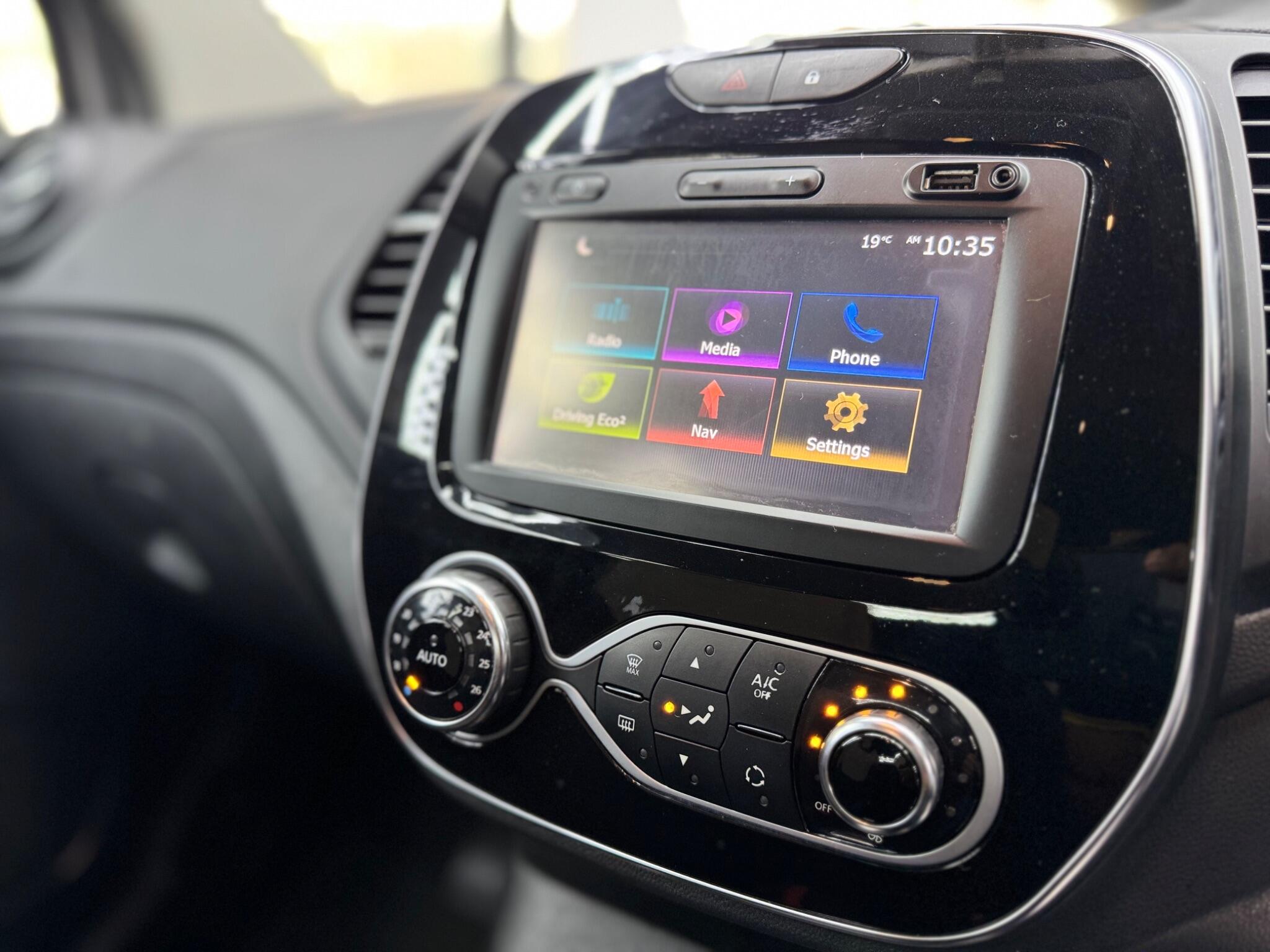 Renault Captur view 39