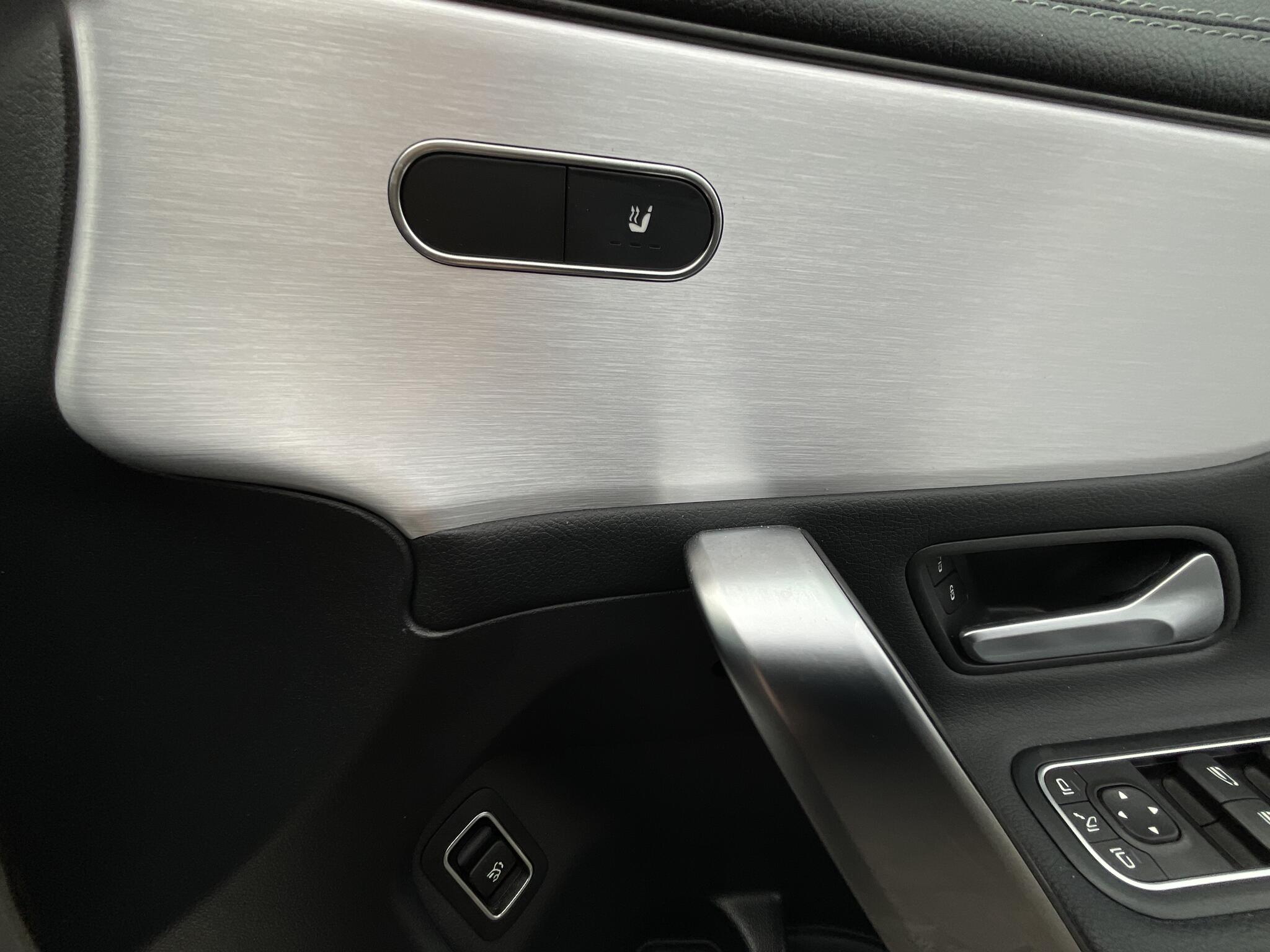 Mercedes-Benz Cla view 31