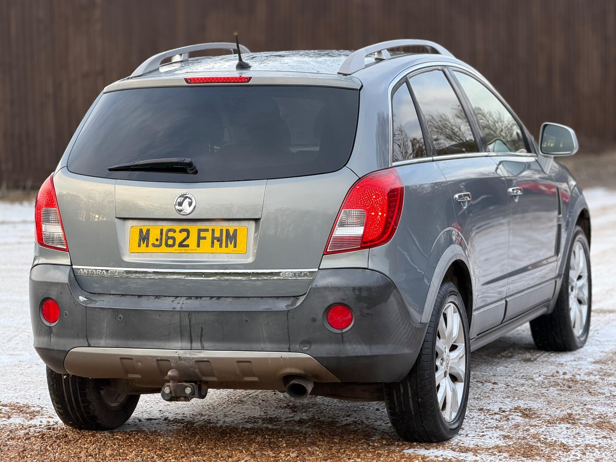 2012 Vauxhall Antara 2.2 CDTi SE Auto 4WD Euro 5 5dr (SNav) image 12