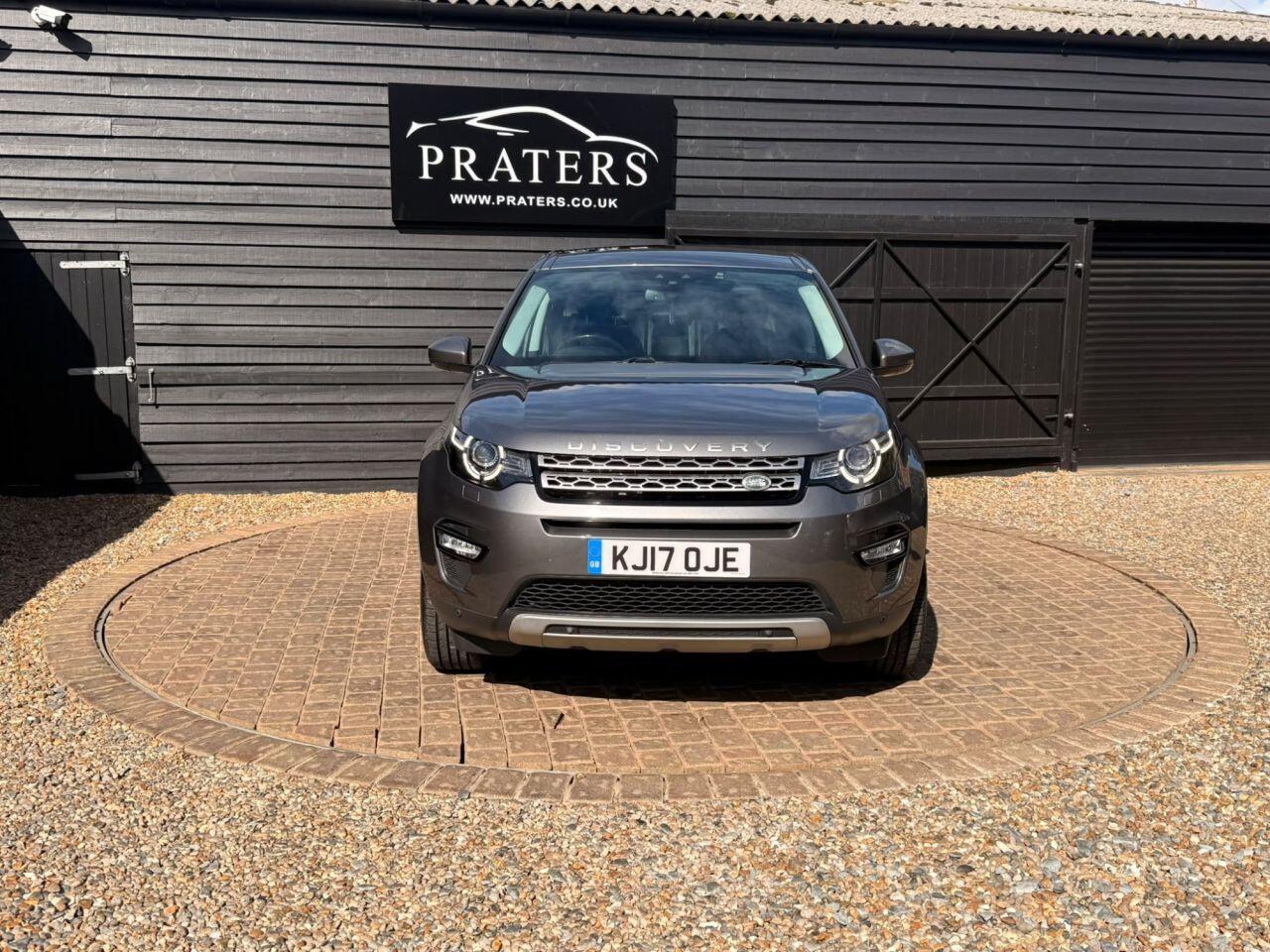 Land Rover Discovery Sport view 6