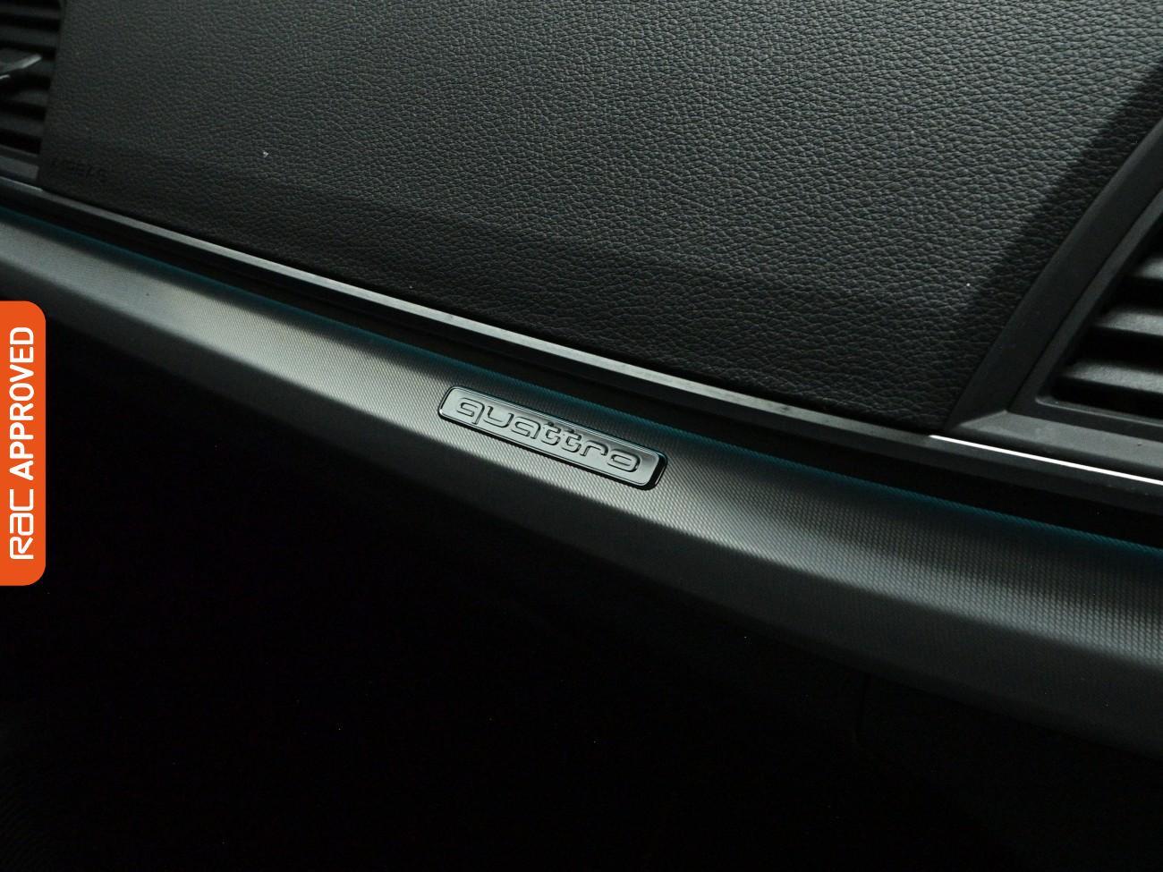 Audi Q5 view 24